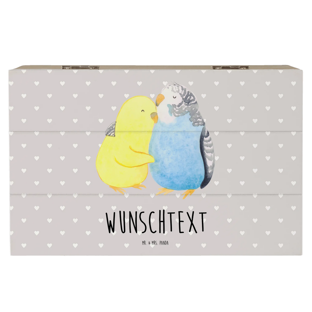 Personalisierte Holzkiste Wellensittich Liebe Truhe Personalisiert, Geschenkbox personalisiert, Schatzkiste mit Namen, Kiste mit Namen, Schatulle Personalisiert, GEschenkdose personalisiert, mit Namen, Erinnerungskiste, Truhe mit Namen, Dekokiste mit Namen, Aufbewahrungsbox Personalisiert, Kiste Personalisiert, Erinnerungsbox mit Namen, Holzkiste Personalisiert, Erinnerungsbox Personalisiert, Holzkiste mit Namen, Schatulle mit Namen, Erinnerungskiste Personalisiert, Aufbewahrungsbox mit Namen, Schatzkiste Personalisiert, Dekokiste Personalisiert, Liebe, Partner, Freund, Freundin, Ehemann, Ehefrau, Heiraten, Verlobung, Heiratsantrag, Liebesgeschenk, Jahrestag, Hocheitstag, Vögel, Kuscheln, Wellensittich, Nähe, Vertrauen