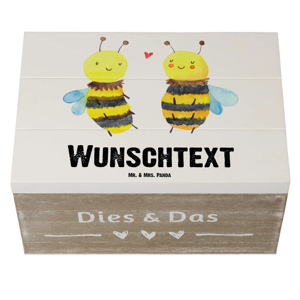 Personalisierte Holzkiste Biene Verliebt Schatulle Personalisiert, Holzkiste Personalisiert, Schatulle mit Namen, Kiste Personalisiert, Aufbewahrungsbox mit Namen, Truhe mit Namen, Erinnerungsbox mit Namen, GEschenkdose personalisiert, Schatzkiste Personalisiert, Kiste mit Namen, Erinnerungskiste Personalisiert, Dekokiste Personalisiert, Aufbewahrungsbox Personalisiert, Holzkiste mit Namen, Geschenkbox personalisiert, Erinnerungsbox Personalisiert, Erinnerungskiste, Truhe Personalisiert, Schatzkiste mit Namen, Dekokiste mit Namen, mit Namen, Biene, Wespe, Hummel