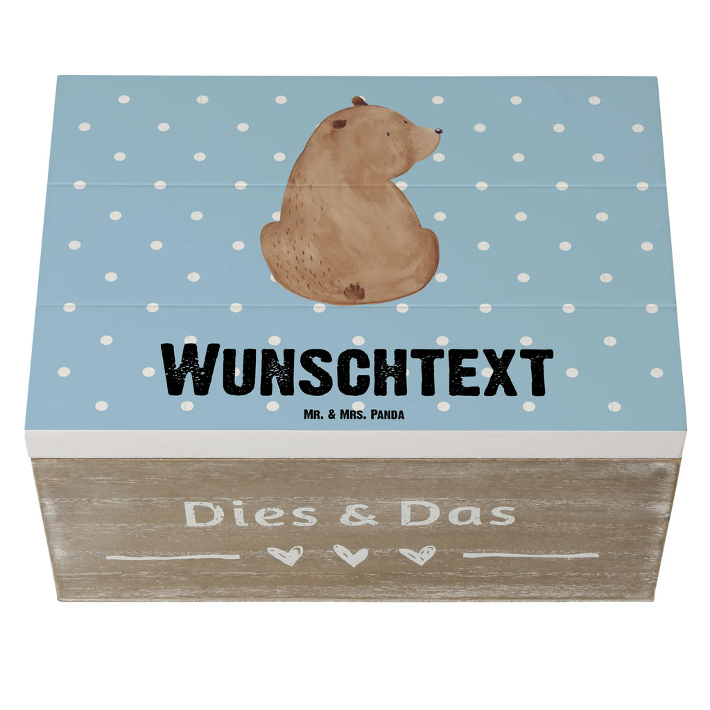 Personalisierte Holzkiste Bär Schulterblick Erinnerungskiste, Erinnerungskiste Personalisiert, GEschenkdose personalisiert, Truhe mit Namen, Dekokiste mit Namen, Schatzkiste Personalisiert, Aufbewahrungsbox mit Namen, Geschenkbox personalisiert, Holzkiste Personalisiert, Erinnerungsbox mit Namen, mit Namen, Truhe Personalisiert, Kiste Personalisiert, Kiste mit Namen, Schatulle Personalisiert, Dekokiste Personalisiert, Erinnerungsbox Personalisiert, Aufbewahrungsbox Personalisiert, Schatzkiste mit Namen, Schatulle mit Namen, Holzkiste mit Namen, Bär, Teddy, Teddybär, Bärenliebe, Motivation, Weltansicht, Bären, Weisheit, Selbstachtung