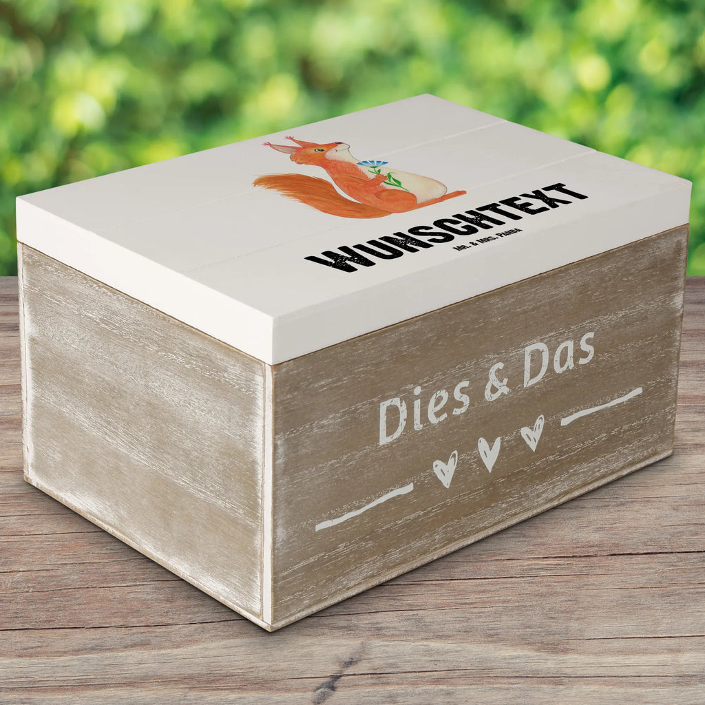 Personalizowane drewniane pudełko wiewiórka kwiat Erinnerungsbox mit Namen, Kiste Personalisiert, Dekokiste Personalisiert, Truhe Personalisiert, Schatulle Personalisiert, Schatzkiste mit Namen, Kiste mit Namen, Aufbewahrungsbox Personalisiert, Holzkiste Personalisiert, Dekokiste mit Namen, Erinnerungskiste, Geschenkbox personalisiert, Erinnerungsbox Personalisiert, Schatulle mit Namen, Aufbewahrungsbox mit Namen, Schatzkiste Personalisiert, GEschenkdose personalisiert, Truhe mit Namen, mit Namen, Holzkiste mit Namen, Erinnerungskiste Personalisiert, Tiermotive, Gute Laune, lustige Sprüche, Tiere, Spruch Deko, glücklich Spruch, Motivation Sprüche, Lachen, Spaß, Eichhorn, Spruch positiv, Eichhörnchen, Motivation Bilder