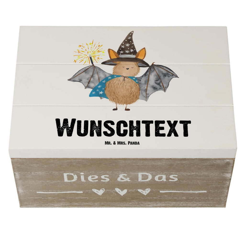 Personalisierte Holzkiste Fledermaus Zauberer Dekokiste mit Namen, Kiste mit Namen, Truhe mit Namen, Schatzkiste mit Namen, Holzkiste Personalisiert, Geschenkbox Personalisiert, Erinnerungsbox Personalisiert, Holzkiste mit Namen, Schatulle mit Namen, Schatzkiste Personalisiert, Dekokiste Personalisiert, Aufbewahrungsbox Personalisiert, Kiste Personalisiert, Erinnerungsbox mit Namen, Schatulle Personalisiert, GEschenkdose Personalisiert, mit Namen, Erinnerungskiste Personalisiert, Aufbewahrungsbox mit Namen, Truhe Personalisiert, Lustige Sprüche, Tiere, Tiermotive, Gute Laune, Reinsteigern, Fledermäuse, Fledermaus, Magier, Frauen, Zauberer