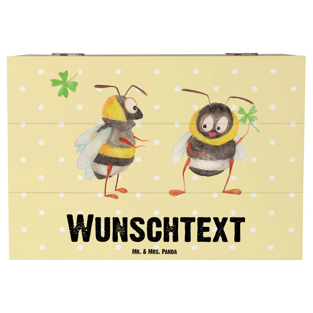 Personalisierte Holzkiste Hummeln Kleeblatt Erinnerungsbox mit Namen, Dekokiste mit Namen, Dekokiste Personalisiert, Truhe mit Namen, Holzkiste mit Namen, Kiste Personalisiert, Truhe Personalisiert, Schatzkiste Personalisiert, Schatzkiste mit Namen, Aufbewahrungsbox Personalisiert, Schatulle Personalisiert, Geschenkbox Personalisiert, Schatulle mit Namen, Kiste mit Namen, Erinnerungsbox Personalisiert, GEschenkdose Personalisiert, Holzkiste Personalisiert, mit Namen, Erinnerungskiste Personalisiert, Aufbewahrungsbox mit Namen, Lustige Sprüche, Tiere, Tiermotive, Gute Laune, glücklich sein, Hummel, Spruch Fröhlich, Biene, Biene Deko, Spruch schön, glücklich Werden, Spruch Positiv