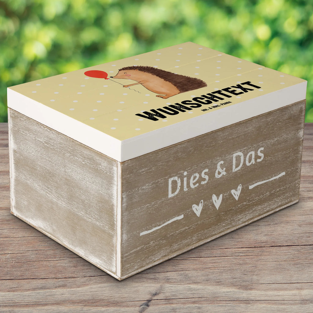 Personalizowane drewniane pudełko jeż balon Erinnerungskiste Personalisiert, Kiste Personalisiert, Geschenkbox Personalisiert, Schatzkiste Personalisiert, Holzkiste mit Namen, Dekokiste mit Namen, Schatulle Personalisiert, mit Namen, GEschenkdose Personalisiert, Erinnerungsbox mit Namen, Kiste mit Namen, Aufbewahrungsbox mit Namen, Dekokiste Personalisiert, Holzkiste Personalisiert, Erinnerungsbox Personalisiert, Schatzkiste mit Namen, Schatulle mit Namen, Aufbewahrungsbox Personalisiert, Truhe mit Namen, Truhe Personalisiert, Lustige Sprüche, Tiere, Tiermotive, Gute Laune, Happy Birthday, Geburtstag, Geburtstagskind, Herzlichen Glückwunsch, Igel, Ballon, Glückwunsch