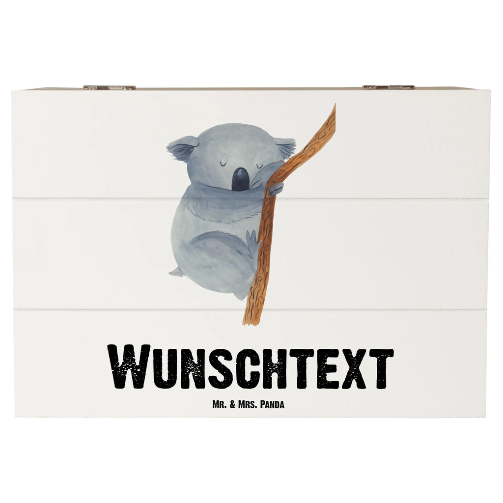 Personalisierte Holzkiste Koalabär Truhe Personalisiert, Aufbewahrungsbox Personalisiert, Truhe mit Namen, Aufbewahrungsbox mit Namen, Schatzkiste mit Namen, GEschenkdose Personalisiert, Erinnerungsbox mit Namen, Kiste mit Namen, Geschenkbox Personalisiert, Erinnerungskiste Personalisiert, Holzkiste Personalisiert, Dekokiste Personalisiert, Schatulle mit Namen, Dekokiste mit Namen, Kiste Personalisiert, Holzkiste mit Namen, Schatzkiste Personalisiert, mit Namen, Erinnerungsbox Personalisiert, Schatulle Personalisiert, Lustige Sprüche, Tiere, Tiermotive, Gute Laune, Träumen, schlafen, Bär, Koalabär, Koala, Traumland, Traum, Schlafzimmer