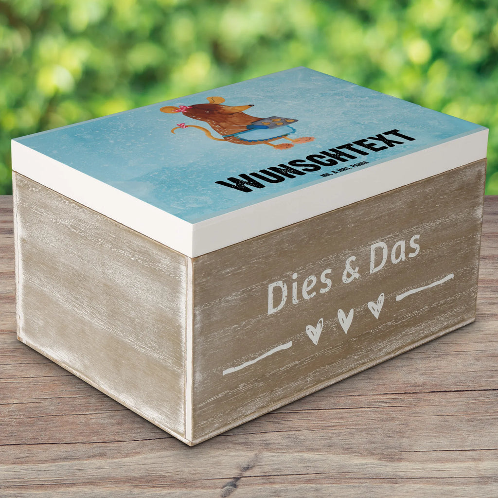 Personalised wooden chest Mouse Cookies Erinnerungsbox Personalisiert, Kiste mit Namen, Schatulle mit Namen, Holzkiste mit Namen, Dekokiste mit Namen, Schatulle Personalisiert, Truhe Personalisiert, Aufbewahrungsbox Personalisiert, Erinnerungskiste, Truhe mit Namen, Holzkiste Personalisiert, Aufbewahrungsbox mit Namen, Schatzkiste Personalisiert, Erinnerungsbox mit Namen, Geschenkbox personalisiert, Erinnerungskiste Personalisiert, Kiste Personalisiert, mit Namen, GEschenkdose personalisiert, Schatzkiste mit Namen, Dekokiste Personalisiert, Winter, Weihnachten, Weihnachtsdeko, Nikolaus, Advent, Heiligabend, Wintermotiv, backen, Chaosqueen, Weihnachtskekse, Kekse, Plätzchen, Maus, Weihnachtsbäckerei