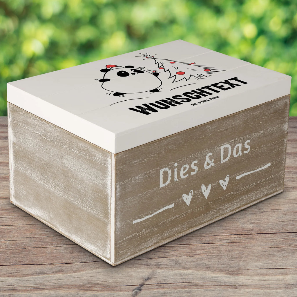 Personalisierte Holzkiste Panda Weihnachtszeit Erinnerungskiste Personalisiert, GEschenkdose personalisiert, Truhe mit Namen, Erinnerungsbox mit Namen, Truhe Personalisiert, Dekokiste Personalisiert, Schatulle mit Namen, Schatzkiste Personalisiert, Erinnerungskiste, Geschenkbox personalisiert, Holzkiste mit Namen, Schatulle Personalisiert, Aufbewahrungsbox mit Namen, Erinnerungsbox Personalisiert, Holzkiste Personalisiert, Dekokiste mit Namen, Aufbewahrungsbox Personalisiert, Schatzkiste mit Namen, Kiste Personalisiert, mit Namen, Kiste mit Namen