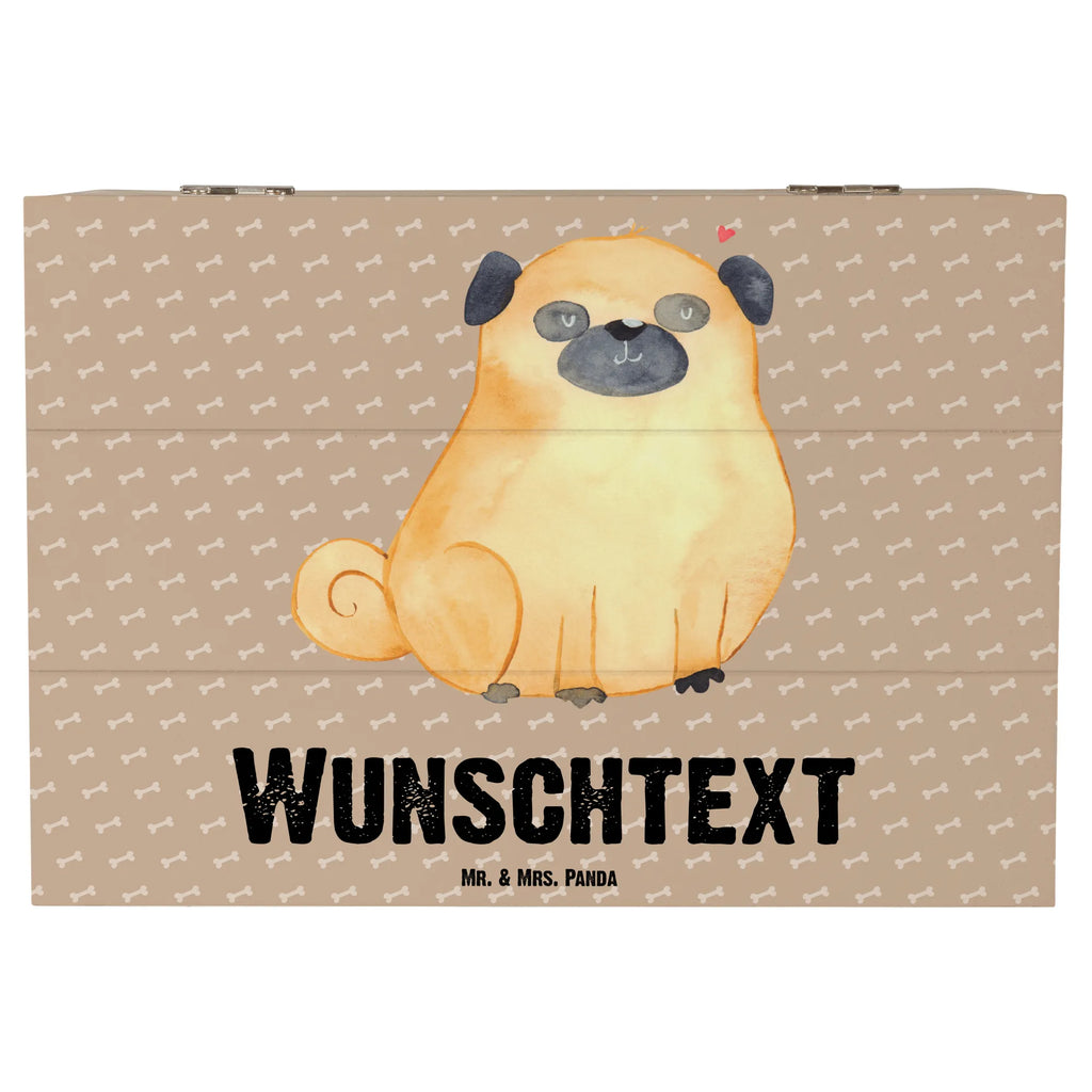 Personalisierte Holzkiste Mops Geschenkbox Personalisiert, Erinnerungsbox Personalisiert, Dekokiste Personalisiert, Dekokiste mit Namen, Schatzkiste mit Namen, GEschenkdose Personalisiert, Erinnerungsbox mit Namen, Aufbewahrungsbox mit Namen, Erinnerungskiste Personalisiert, Truhe Personalisiert, Schatulle mit Namen, Schatzkiste Personalisiert, Holzkiste Personalisiert, mit Namen, Truhe mit Namen, Kiste Personalisiert, Kiste mit Namen, Aufbewahrungsbox Personalisiert, Schatulle Personalisiert, Holzkiste mit Namen, Sprüche, Hund, Hunderasse, Hundebesitzer, Hundemotiv, Haustier, Tierliebhaber, Mops, Hundeliebe, Liebe