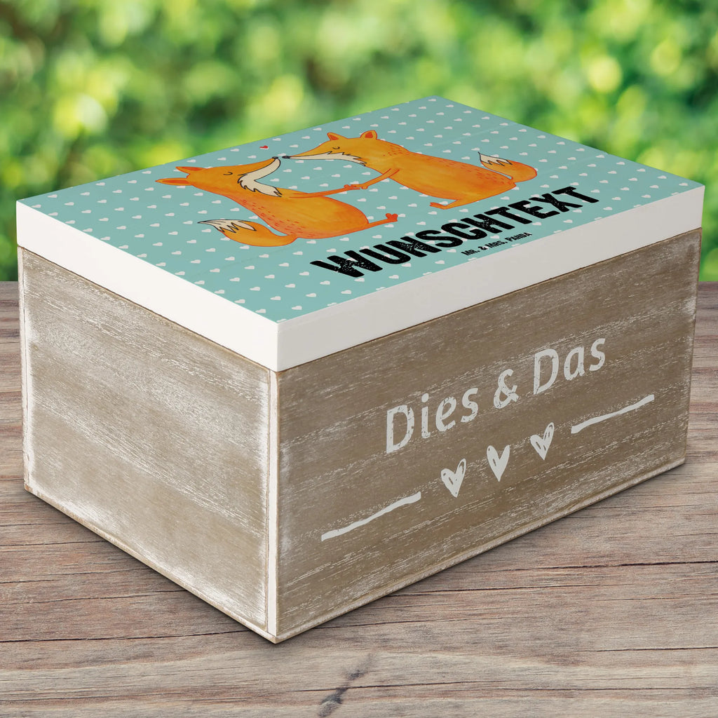 Personalisierte Holzkiste Füchse Liebe Erinnerungsbox mit Namen, Dekokiste Personalisiert, Dekokiste mit Namen, Schatzkiste mit Namen, Erinnerungskiste, Kiste Personalisiert, Erinnerungsbox Personalisiert, Truhe Personalisiert, Geschenkbox personalisiert, mit Namen, Aufbewahrungsbox mit Namen, Truhe mit Namen, Schatzkiste Personalisiert, Aufbewahrungsbox Personalisiert, Kiste mit Namen, Erinnerungskiste Personalisiert, GEschenkdose personalisiert, Schatulle Personalisiert, Holzkiste Personalisiert, Holzkiste mit Namen, Schatulle mit Namen, Fuchs, Liebespaar, Freundin, Freund, Liebe, Füchse, Ehemann, Paar, Ehefrau, Verlobte, Liebesbeweis, Ehe, Partner, Fox