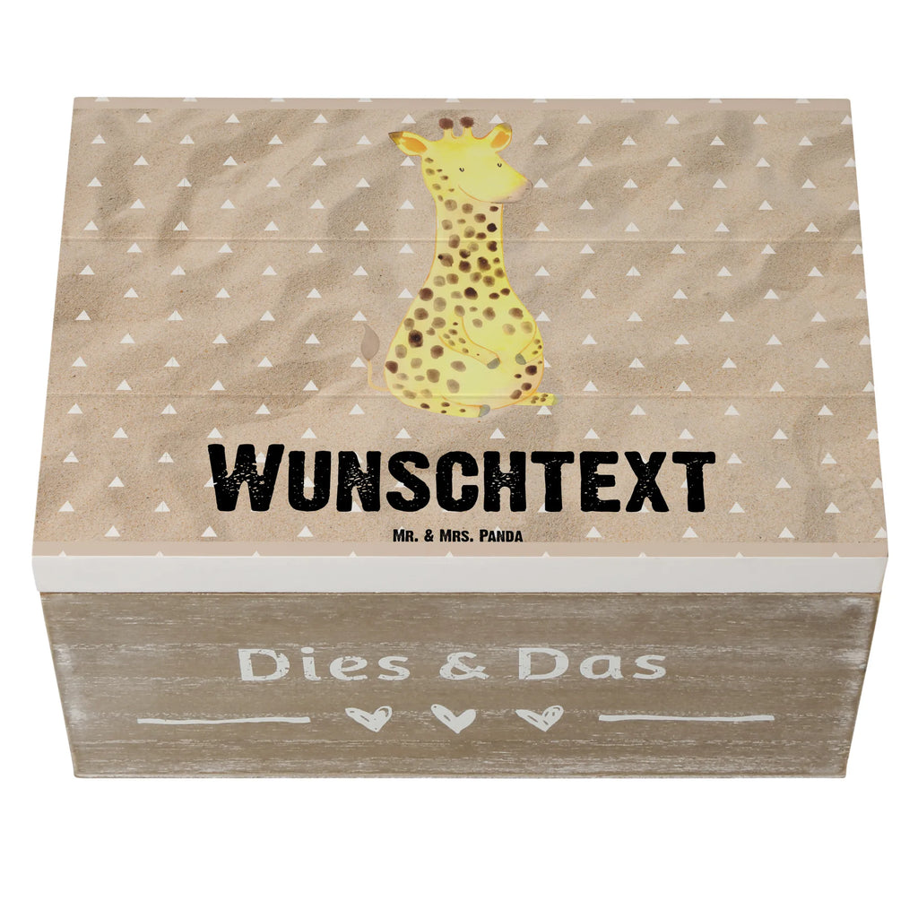 Personalisierte Holzkiste Giraffe Zufrieden Truhe mit Namen, Kiste mit Namen, Erinnerungskiste, Erinnerungskiste Personalisiert, mit Namen, Aufbewahrungsbox mit Namen, Schatulle mit Namen, Kiste Personalisiert, Schatulle Personalisiert, Erinnerungsbox mit Namen, Schatzkiste Personalisiert, Holzkiste mit Namen, Schatzkiste mit Namen, Aufbewahrungsbox Personalisiert, GEschenkdose personalisiert, Erinnerungsbox Personalisiert, Truhe Personalisiert, Dekokiste Personalisiert, Holzkiste Personalisiert, Geschenkbox personalisiert, Dekokiste mit Namen, Afrika, Wildtiere, Giraffe, Abenteuer, Glück, Zufrieden