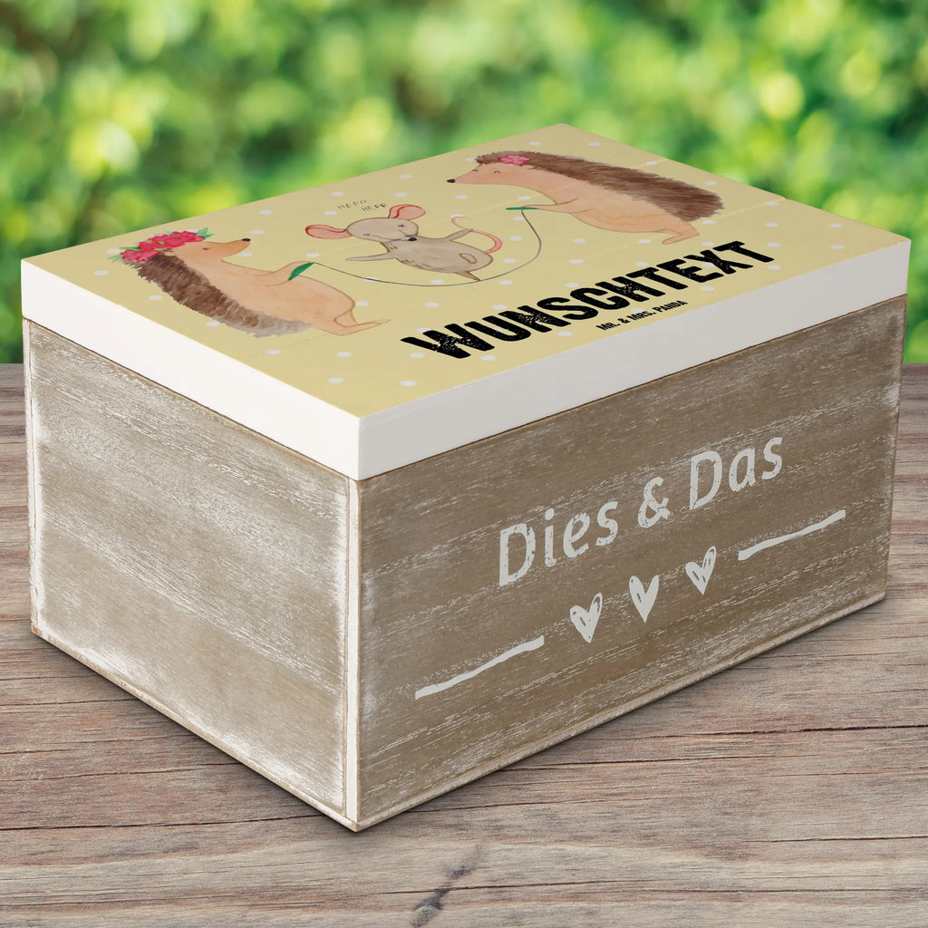 Personalizowane drewniane pudełko jeż Skakanie na skakance Motywy zwierzęce, dobra energia, zabawne powiedzonka, zwierzęta