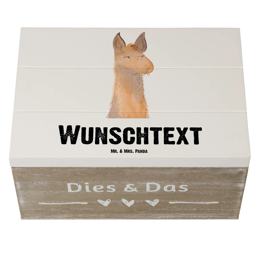 Personalisierte Holzkiste Lamakopf genervt Erinnerungsbox mit Namen, Schatzkiste mit Namen, Aufbewahrungsbox Personalisiert, Schatzkiste Personalisiert, Truhe Personalisiert, Holzkiste mit Namen, Dekokiste mit Namen, Geschenkbox Personalisiert, Dekokiste Personalisiert, GEschenkdose Personalisiert, mit Namen, Schatulle Personalisiert, Aufbewahrungsbox mit Namen, Truhe mit Namen, Erinnerungsbox Personalisiert, Erinnerungskiste Personalisiert, Holzkiste Personalisiert, Schatulle mit Namen, Kiste mit Namen, Kiste Personalisiert, Lama, Alpaka, Recht haben, Chefin, Chef, Lamas, Beste Freundin, Büro, Partnerin, Freundin, Genervt sein, Azubi, Büroalltag