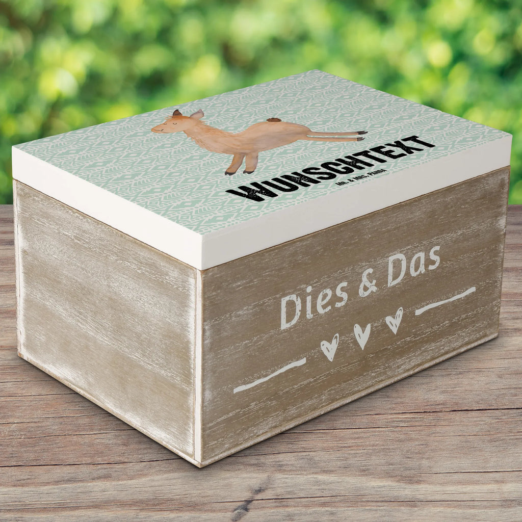 Personalised wooden chest lama Jump Erinnerungskiste Personalisiert, Schatzkiste mit Namen, Aufbewahrungsbox Personalisiert, Dekokiste mit Namen, Geschenkbox Personalisiert, Dekokiste Personalisiert, GEschenkdose Personalisiert, Schatzkiste Personalisiert, Holzkiste mit Namen, Holzkiste Personalisiert, Kiste Personalisiert, Schatulle Personalisiert, Aufbewahrungsbox mit Namen, Schatulle mit Namen, Truhe mit Namen, Erinnerungsbox mit Namen, Kiste mit Namen, Truhe Personalisiert, Erinnerungsbox Personalisiert, mit Namen, Lama, Alpaka, Lamas, Neustart, Freundin, Start, Glück, Fröhlich, Liebeskummer, Prüfung, Lieblingstag, Abitur, Happy Day, Guten Morgen