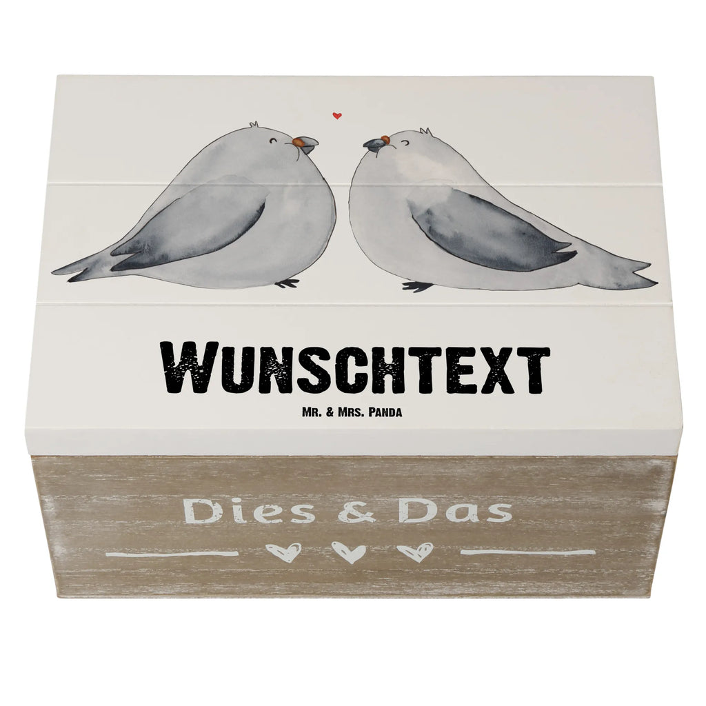 Personalizowane drewniane pudełko Gołębia miłość Dekokiste mit Namen, Erinnerungskiste Personalisiert, Geschenkbox personalisiert, Kiste mit Namen, Erinnerungskiste, Erinnerungsbox Personalisiert, Schatulle mit Namen, Erinnerungsbox mit Namen, Dekokiste Personalisiert, Holzkiste Personalisiert, Holzkiste mit Namen, Schatulle Personalisiert, Truhe mit Namen, Truhe Personalisiert, Kiste Personalisiert, Aufbewahrungsbox mit Namen, Aufbewahrungsbox Personalisiert, Schatzkiste Personalisiert, GEschenkdose personalisiert, Schatzkiste mit Namen, mit Namen, Partner, Ehemann, Heiratsantrag, Ehefrau, Liebe, Freund, Hocheitstag, Liebesgeschenk, Jahrestag, Freundin, Heiraten, Verlobung, Turteltäubchen, Verheiratet, Tauben, Liebesbeweis, Hochzeitstag, Verliebt, Turteltauben, Geschenk Freundin, Geschenk Freund, Verlobt, Geschenk Hochzeit