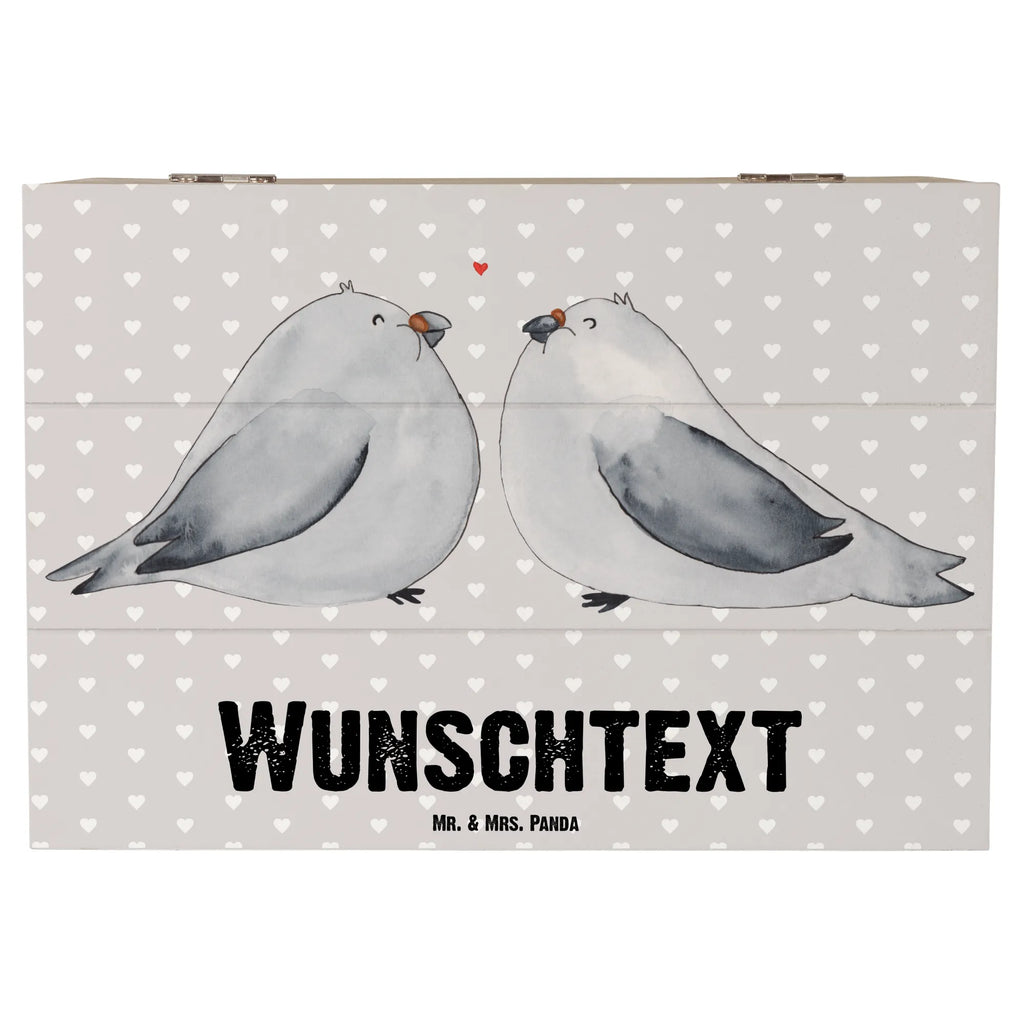 Personalizowane drewniane pudełko Gołębia miłość Dekokiste mit Namen, Erinnerungskiste Personalisiert, Geschenkbox personalisiert, Kiste mit Namen, Erinnerungskiste, Erinnerungsbox Personalisiert, Schatulle mit Namen, Erinnerungsbox mit Namen, Dekokiste Personalisiert, Holzkiste Personalisiert, Holzkiste mit Namen, Schatulle Personalisiert, Truhe mit Namen, Truhe Personalisiert, Kiste Personalisiert, Aufbewahrungsbox mit Namen, Aufbewahrungsbox Personalisiert, Schatzkiste Personalisiert, GEschenkdose personalisiert, Schatzkiste mit Namen, mit Namen, Partner, Ehemann, Heiratsantrag, Ehefrau, Liebe, Freund, Hocheitstag, Liebesgeschenk, Jahrestag, Freundin, Heiraten, Verlobung, Turteltäubchen, Verheiratet, Tauben, Liebesbeweis, Hochzeitstag, Verliebt, Turteltauben, Geschenk Freundin, Geschenk Freund, Verlobt, Geschenk Hochzeit