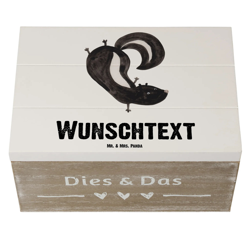 Personalizowane drewniane pudełko skunks stojka Holzkiste Personalisiert, Aufbewahrungsbox Personalisiert, Schatulle mit Namen, Schatzkiste mit Namen, Erinnerungsbox Personalisiert, Kiste Personalisiert, Holzkiste mit Namen, Truhe Personalisiert, Kiste mit Namen, Dekokiste mit Namen, Geschenkbox Personalisiert, Aufbewahrungsbox mit Namen, GEschenkdose Personalisiert, Schatulle Personalisiert, Truhe mit Namen, Schatzkiste Personalisiert, Dekokiste Personalisiert, Erinnerungskiste Personalisiert, mit Namen, Erinnerungsbox mit Namen, Skunk, Stinktier, Raubtier, Stinki, Verpielt, Kind, Wildtier, Stinker, Spielplatz