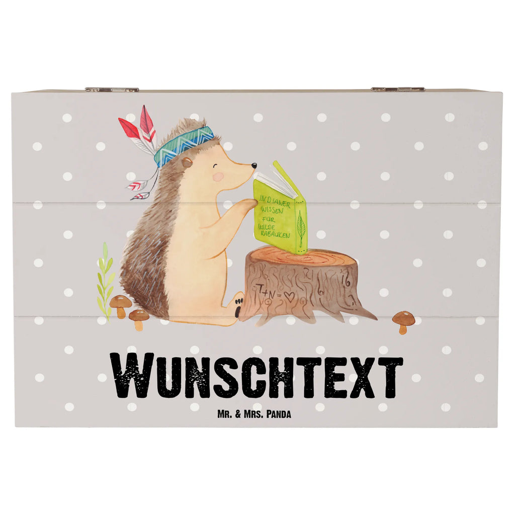 Personalizowane drewniane pudełko jeż Ozdoba z piór Truhe mit Namen, Kiste Personalisiert, Schatzkiste Personalisiert, Holzkiste mit Namen, Holzkiste Personalisiert, Geschenkbox Personalisiert, Dekokiste mit Namen, Erinnerungskiste Personalisiert, Truhe Personalisiert, Schatulle mit Namen, Aufbewahrungsbox Personalisiert, Schatulle Personalisiert, Dekokiste Personalisiert, GEschenkdose Personalisiert, mit Namen, Kiste mit Namen, Schatzkiste mit Namen, Erinnerungsbox mit Namen, Erinnerungsbox Personalisiert, Aufbewahrungsbox mit Namen, Waldtiere, Tiere, Igel, Camping, Indianer, Lagerfeuer, Abenteuer