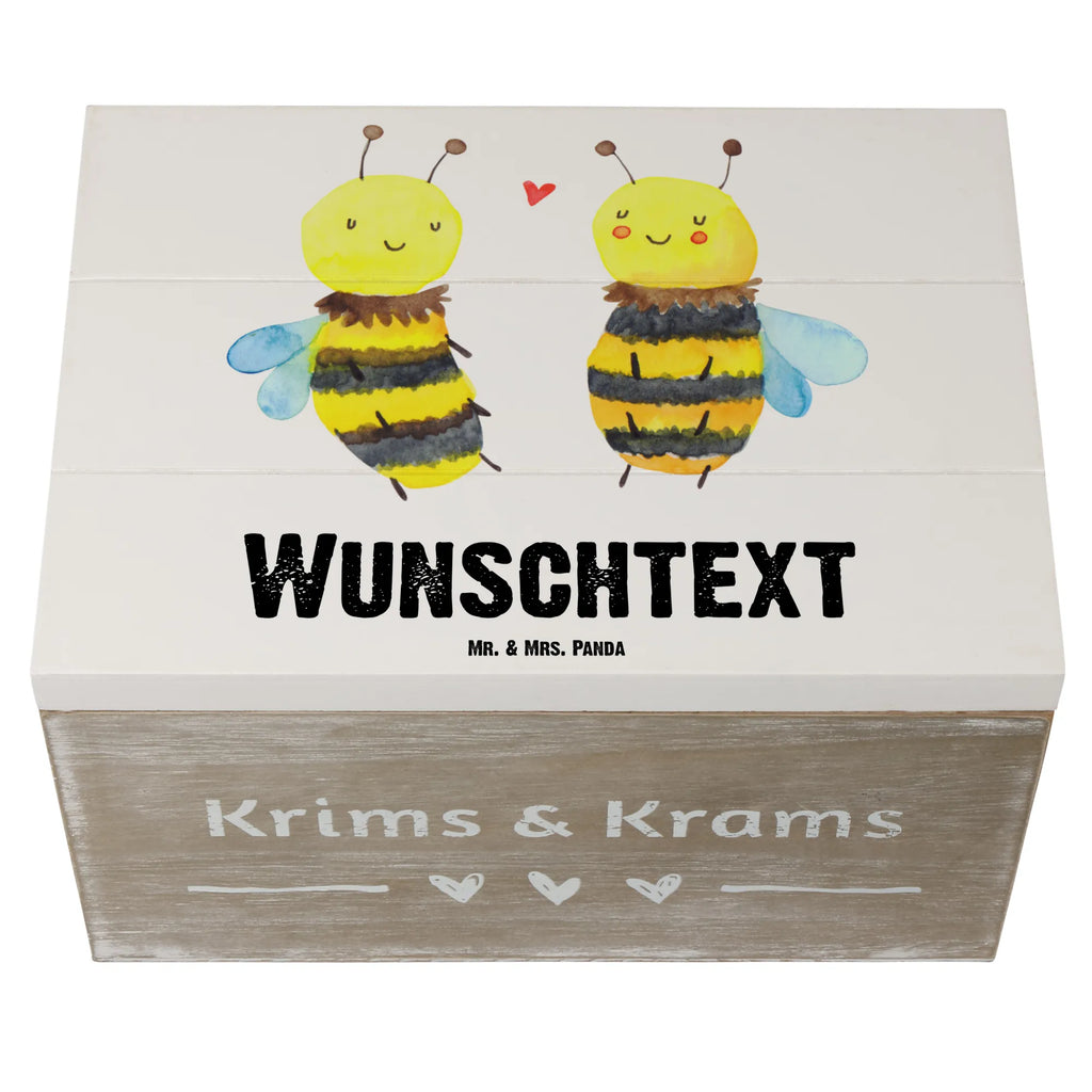 Personalisierte Holzkiste Biene Verliebt Schatulle Personalisiert, Holzkiste Personalisiert, Schatulle mit Namen, Kiste Personalisiert, Aufbewahrungsbox mit Namen, Truhe mit Namen, Erinnerungsbox mit Namen, GEschenkdose personalisiert, Schatzkiste Personalisiert, Kiste mit Namen, Erinnerungskiste Personalisiert, Dekokiste Personalisiert, Aufbewahrungsbox Personalisiert, Holzkiste mit Namen, Geschenkbox personalisiert, Erinnerungsbox Personalisiert, Erinnerungskiste, Truhe Personalisiert, Schatzkiste mit Namen, Dekokiste mit Namen, mit Namen, Biene, Wespe, Hummel