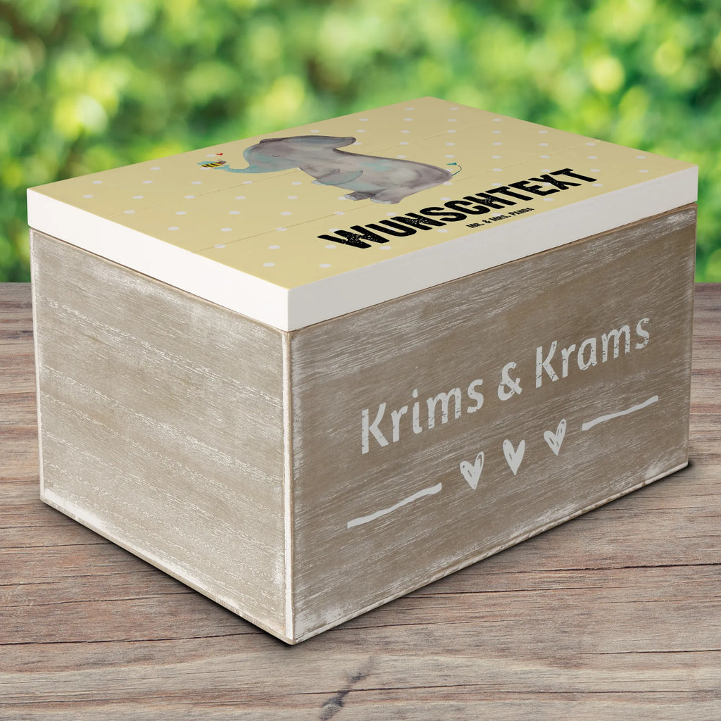 Personalisierte Holzkiste Elefant Biene Kiste Personalisiert, GEschenkdose personalisiert, Aufbewahrungsbox Personalisiert, Schatulle mit Namen, Schatzkiste Personalisiert, Truhe Personalisiert, Geschenkbox personalisiert, Truhe mit Namen, Schatzkiste mit Namen, Aufbewahrungsbox mit Namen, Kiste mit Namen, Dekokiste Personalisiert, Erinnerungskiste Personalisiert, Erinnerungsbox Personalisiert, Erinnerungsbox mit Namen, Dekokiste mit Namen, Erinnerungskiste, Holzkiste Personalisiert, Schatulle Personalisiert, mit Namen, Holzkiste mit Namen, Tiermotive, Gute Laune, lustige Sprüche, Tiere, Liebesspruch, Heiratsantrag, Jahrestag, Liebe, Biene, Hochzeitsgeschenk, Liebesgeschenk, Liebesbeweis, Elefant