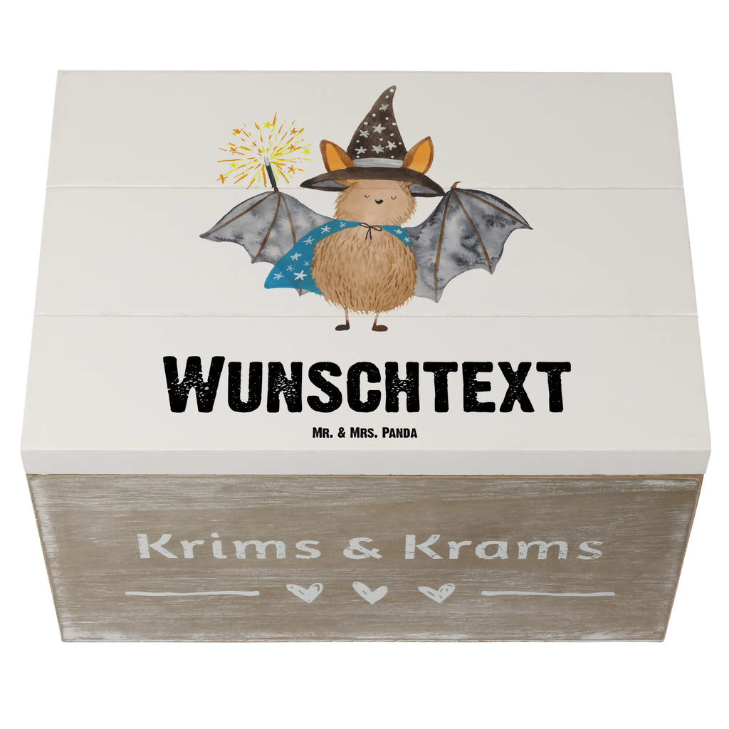 Personalisierte Holzkiste Fledermaus Zauberer Dekokiste mit Namen, Kiste mit Namen, Truhe mit Namen, Schatzkiste mit Namen, Holzkiste Personalisiert, Geschenkbox Personalisiert, Erinnerungsbox Personalisiert, Holzkiste mit Namen, Schatulle mit Namen, Schatzkiste Personalisiert, Dekokiste Personalisiert, Aufbewahrungsbox Personalisiert, Kiste Personalisiert, Erinnerungsbox mit Namen, Schatulle Personalisiert, GEschenkdose Personalisiert, mit Namen, Erinnerungskiste Personalisiert, Aufbewahrungsbox mit Namen, Truhe Personalisiert, Lustige Sprüche, Tiere, Tiermotive, Gute Laune, Reinsteigern, Fledermäuse, Fledermaus, Magier, Frauen, Zauberer