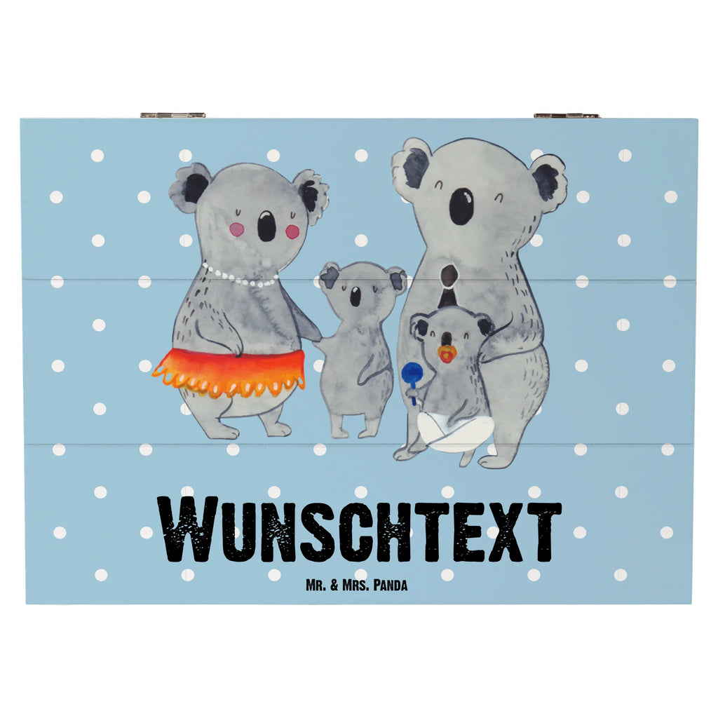Personalisierte Holzkiste Koala Familie Dekokiste Personalisiert, Holzkiste Personalisiert, Geschenkbox Personalisiert, Kiste Personalisiert, mit Namen, Truhe mit Namen, Schatzkiste Personalisiert, Truhe Personalisiert, Erinnerungskiste Personalisiert, Aufbewahrungsbox Personalisiert, Aufbewahrungsbox mit Namen, Dekokiste mit Namen, Holzkiste mit Namen, Schatzkiste mit Namen, Erinnerungsbox Personalisiert, Erinnerungsbox mit Namen, Schatulle Personalisiert, GEschenkdose Personalisiert, Schatulle mit Namen, Kiste mit Namen, Vatertag, Bruder, Mama, Schwester, Familie, Opa, Oma, Muttertag, Papa, Kinder, Koala, Family, Geschwister, Koalas, Familienleben