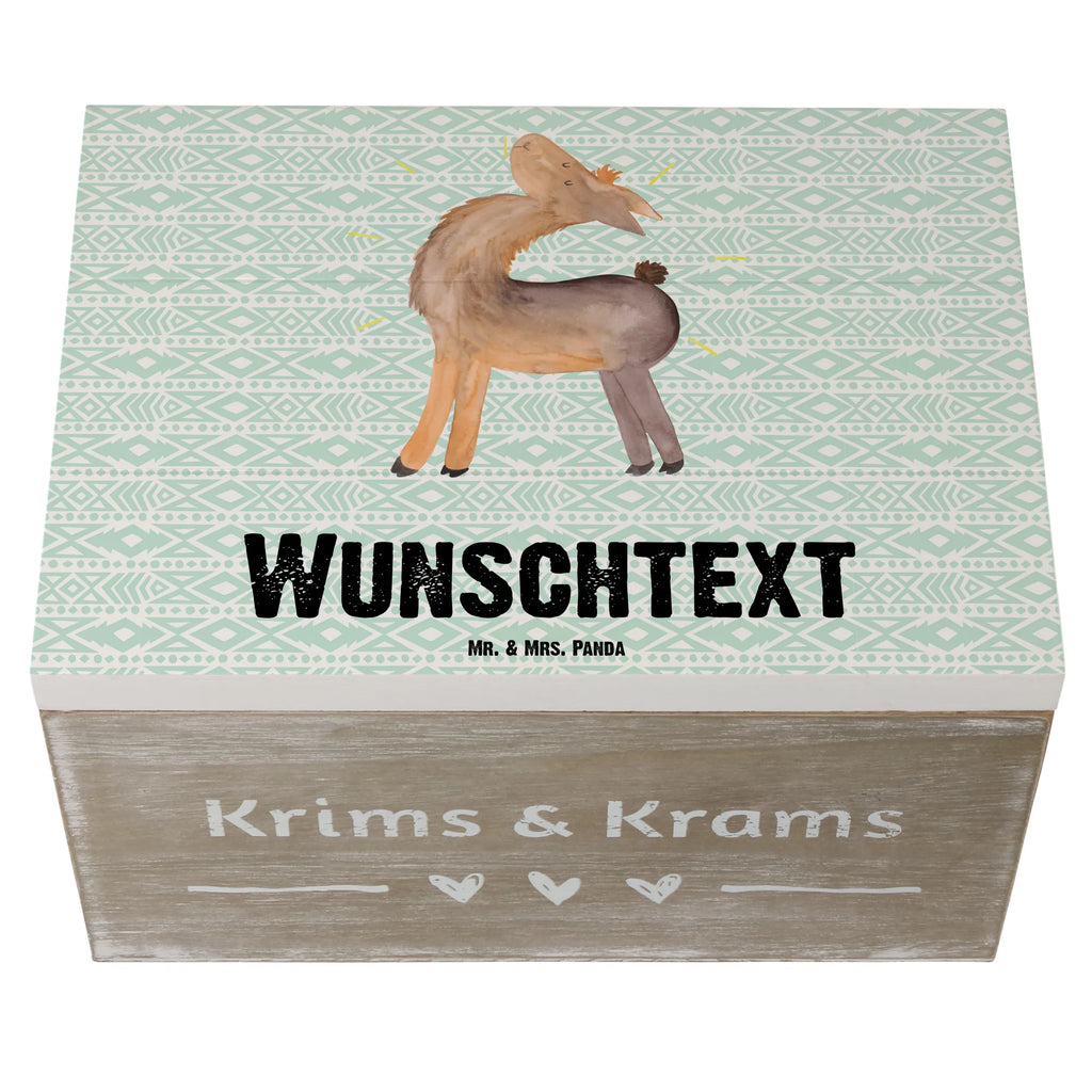 Personalisierte Holzkiste Lama Stolz Kiste Personalisiert, Aufbewahrungsbox mit Namen, Erinnerungskiste Personalisiert, Erinnerungsbox mit Namen, Erinnerungskiste, Schatulle Personalisiert, Dekokiste mit Namen, Kiste mit Namen, Holzkiste mit Namen, Geschenkbox personalisiert, Schatulle mit Namen, mit Namen, Holzkiste Personalisiert, Schatzkiste Personalisiert, Truhe mit Namen, Schatzkiste mit Namen, Dekokiste Personalisiert, Truhe Personalisiert, GEschenkdose personalisiert, Aufbewahrungsbox Personalisiert, Erinnerungsbox Personalisiert, Lama, Alpaka, Neustart, Hippie, Außenseiter, Anders, stolz, Freundinnen, Lamas, Familie, Freundin, Family, Kumpel, beste Freundin