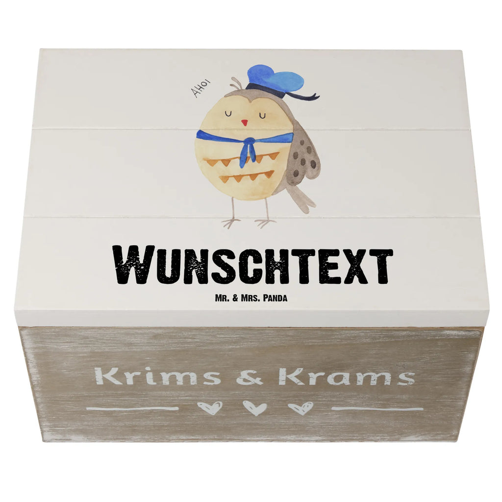 Personalisierte Holzkiste Eule Matrose Dekokiste Personalisiert, Holzkiste Personalisiert, Kiste mit Namen, Truhe Personalisiert, Aufbewahrungsbox mit Namen, Schatzkiste Personalisiert, GEschenkdose Personalisiert, Schatulle Personalisiert, Erinnerungsbox mit Namen, Holzkiste mit Namen, Kiste Personalisiert, Geschenkbox Personalisiert, Dekokiste mit Namen, Aufbewahrungsbox Personalisiert, mit Namen, Truhe mit Namen, Erinnerungsbox Personalisiert, Schatulle mit Namen, Erinnerungskiste Personalisiert, Schatzkiste mit Namen, Eule, Hochzeitstag Geschenk, Seefahrer, Eule Deko, Heimathafen, Wortspiel Lustig, Ehe, Owl, Freundin, Eule Spruch, Matrose