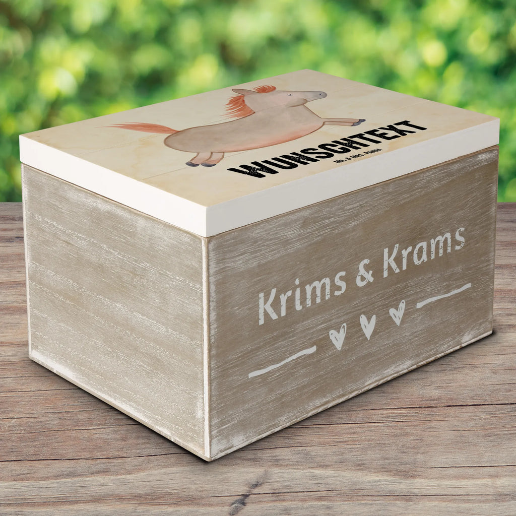 Personalisierte Holzkiste Pferd springt Dekokiste mit Namen, Erinnerungsbox mit Namen, Kiste mit Namen, Kiste Personalisiert, Geschenkbox Personalisiert, Truhe mit Namen, Aufbewahrungsbox Personalisiert, Schatulle mit Namen, Schatzkiste Personalisiert, Schatzkiste mit Namen, Truhe Personalisiert, Erinnerungskiste Personalisiert, Erinnerungsbox Personalisiert, Holzkiste Personalisiert, Holzkiste mit Namen, Dekokiste Personalisiert, Aufbewahrungsbox mit Namen, mit Namen, GEschenkdose Personalisiert, Schatulle Personalisiert, Landwirtin, Bauernhof, Hoftiere, Landwirt, Ausreiten, Pferde, Pony, Reiten, Stall, Pferdebesitzer, Pferd, Pferdestall