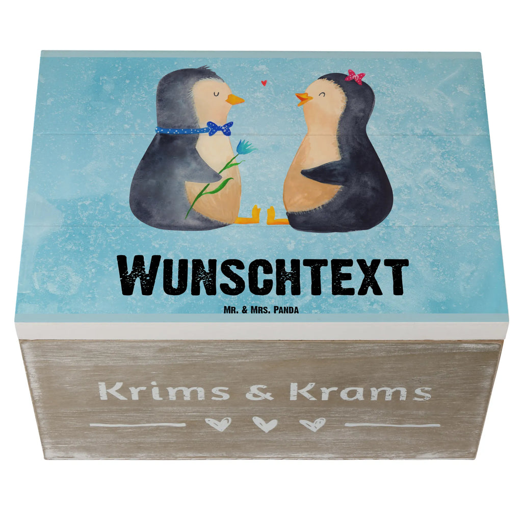 Personalisierte Holzkiste Pinguin Pärchen Schatzkiste Personalisiert, Aufbewahrungsbox Personalisiert, Holzkiste mit Namen, Schatzkiste mit Namen, GEschenkdose Personalisiert, mit Namen, Aufbewahrungsbox mit Namen, Kiste Personalisiert, Geschenkbox Personalisiert, Erinnerungsbox Personalisiert, Truhe Personalisiert, Schatulle mit Namen, Schatulle Personalisiert, Dekokiste Personalisiert, Truhe mit Namen, Kiste mit Namen, Erinnerungskiste Personalisiert, Erinnerungsbox mit Namen, Holzkiste Personalisiert, Dekokiste mit Namen, Pinguin, Liebespaar, Große Liebe, Traumpaar, Hochzeit, Verlobung, Liebesgeschenk, Jahrestag, Hochzeitstag, Hochzeitsgeschenk, Liebe, Pinguine, Liebesbeweis
