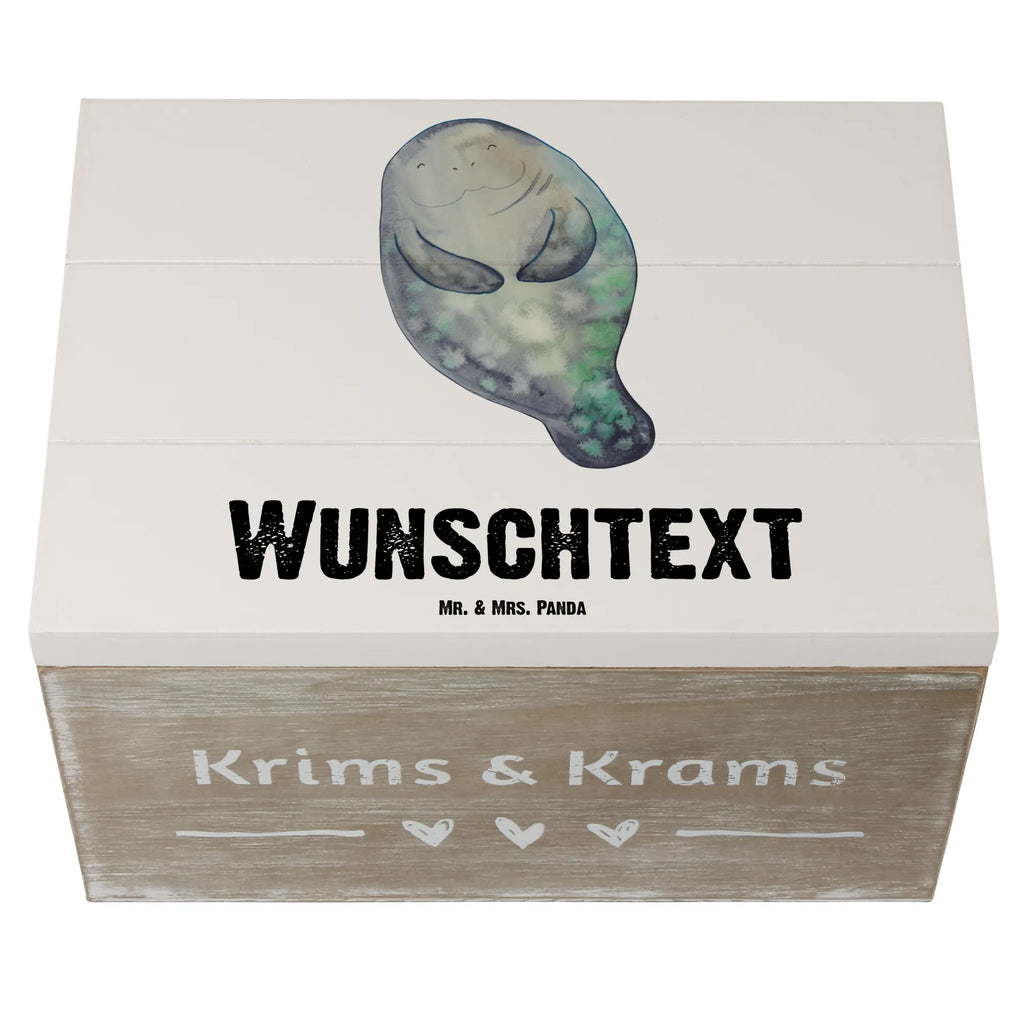 Personalisierte Holzkiste Seekuh happy Truhe mit Namen, Schatulle mit Namen, Erinnerungsbox mit Namen, Aufbewahrungsbox mit Namen, Kiste Personalisiert, Dekokiste mit Namen, Holzkiste Personalisiert, Erinnerungskiste Personalisiert, Kiste mit Namen, Truhe Personalisiert, Aufbewahrungsbox Personalisiert, GEschenkdose Personalisiert, Schatzkiste mit Namen, Schatulle Personalisiert, Geschenkbox Personalisiert, Holzkiste mit Namen, Erinnerungsbox Personalisiert, Schatzkiste Personalisiert, Dekokiste Personalisiert, mit Namen, Urlaub, Meerestiere, Meer, Seekuh, Seekühe, Zufrieden, Achtsamkeit, Neustart, Respekt, Freundin, Selbstliebe, Neuanfang, Liebeskummer