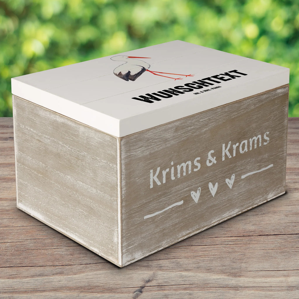 Personalisierte Holzkiste Storch Kiste Personalisiert, Schatulle mit Namen, Kiste mit Namen, Schatzkiste Personalisiert, Holzkiste mit Namen, Dekokiste Personalisiert, GEschenkdose Personalisiert, Schatulle Personalisiert, Erinnerungskiste Personalisiert, mit Namen, Erinnerungsbox Personalisiert, Aufbewahrungsbox mit Namen, Holzkiste Personalisiert, Aufbewahrungsbox Personalisiert, Truhe Personalisiert, Erinnerungsbox mit Namen, Geschenkbox Personalisiert, Schatzkiste mit Namen, Truhe mit Namen, Dekokiste mit Namen, Lustige Sprüche, Tiere, Tiermotive, Gute Laune, Baby, Storch, Mütter, Geburt, Babybauch, Störche, Mutter Werden, Schwanger, Schwangerschaft, Mutter