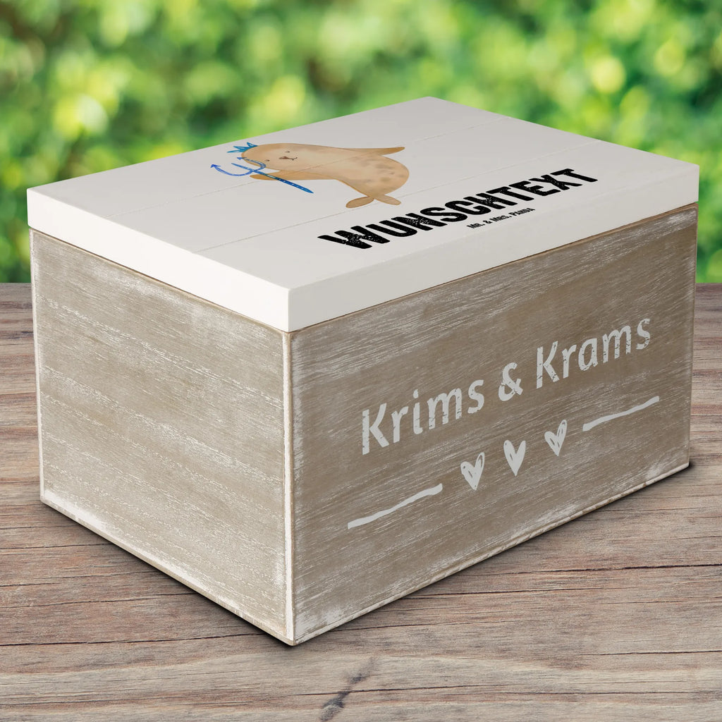 Personalised wooden chest Star sign Aquarius Kiste Personalisiert, Erinnerungsbox mit Namen, Dekokiste mit Namen, Schatzkiste mit Namen, Holzkiste Personalisiert, Erinnerungsbox Personalisiert, Erinnerungskiste Personalisiert, Schatulle Personalisiert, Aufbewahrungsbox Personalisiert, Schatulle mit Namen, Kiste mit Namen, Holzkiste mit Namen, Dekokiste Personalisiert, mit Namen, Truhe mit Namen, GEschenkdose Personalisiert, Geschenkbox Personalisiert, Aufbewahrungsbox mit Namen, Truhe Personalisiert, Schatzkiste Personalisiert, Sternzeichen, Tierkreiszeichen, Horoskop, Astrologie, Aszendent, Nix, Meer Geschenk, Geschenk Januar, Geschenk Februar, Wassermann Geschenk, Geburtstag Februar, Geburtstag Januar, Meermann, Wassermann Sternzeichen