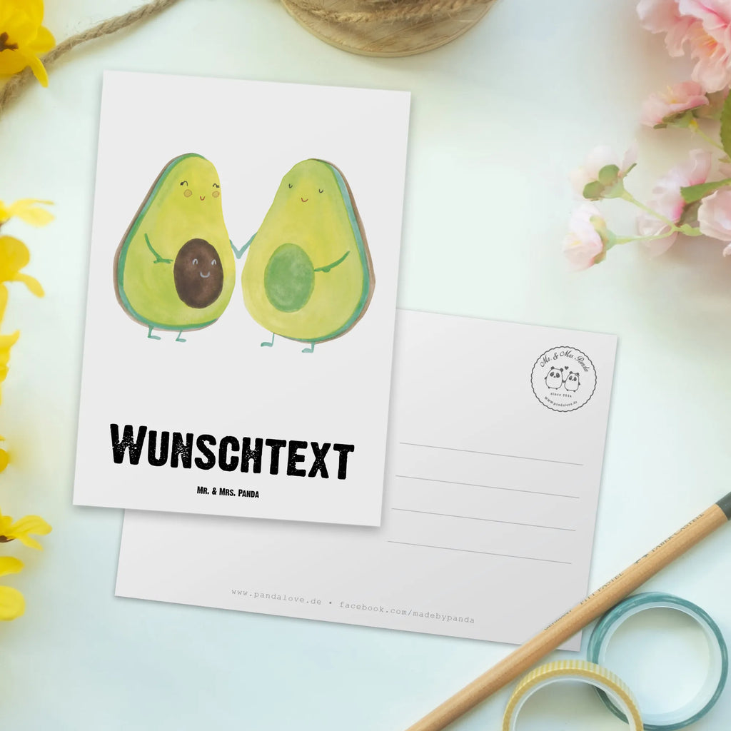 Personalisierte Postkarte Avocado Pärchen Postkarte bedrucken, Postkarte mit Namen, Einladung mit Wunschtext, Karte mit Namen, Einladung mit Namen, Karte mit Wunschtext, Postkarte mit Wunschtext, Postkarte personalisierbar, Grußkarte mit Wunschtext, Ansichtskarte mit Namen, Geschenkkarte mit Namen, Geschenkkarte mit Wunschtext, Ansichtskarte mit Wunschtext, Grußkarte mit Namen, Avocado, Veggie, Vegan, Gesund, Babyparty, Avocados, Avocuddle, Liebe, Kinder, Babyshower, Schwangerschaft, Hochzeit, Geburt, Familie