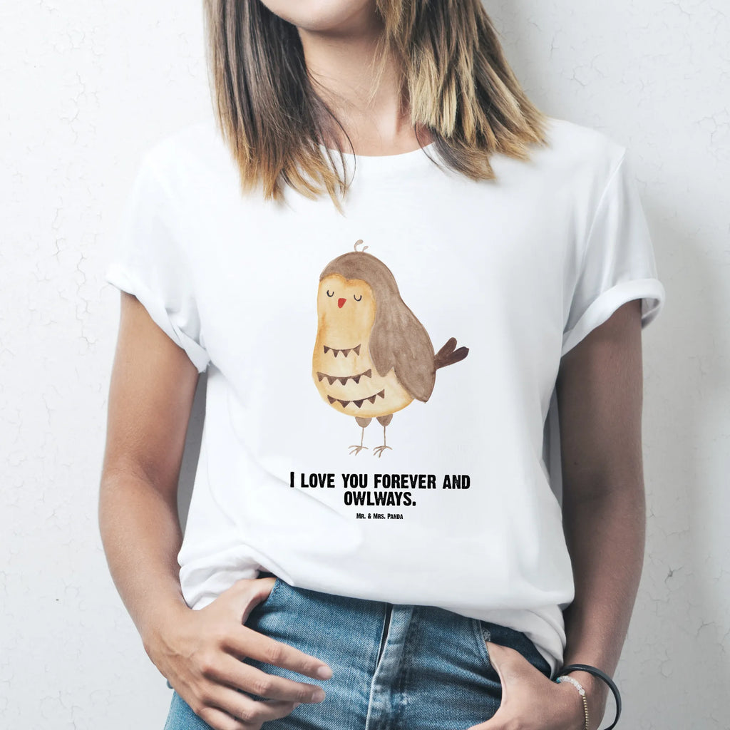Personalised T-Shirt Owl Satisfied Wunschtext, T-Shirt mit Aufruck, T-Shirt mit Namen, T-Shirt Personalisiert, Bedrucken, Eule, Romantisch, Geschenk Hochzeitstag, Wortspiel Lustig, Owl, Eule Spruch, Spruch schön, Eule Deko, Liebe Spruch