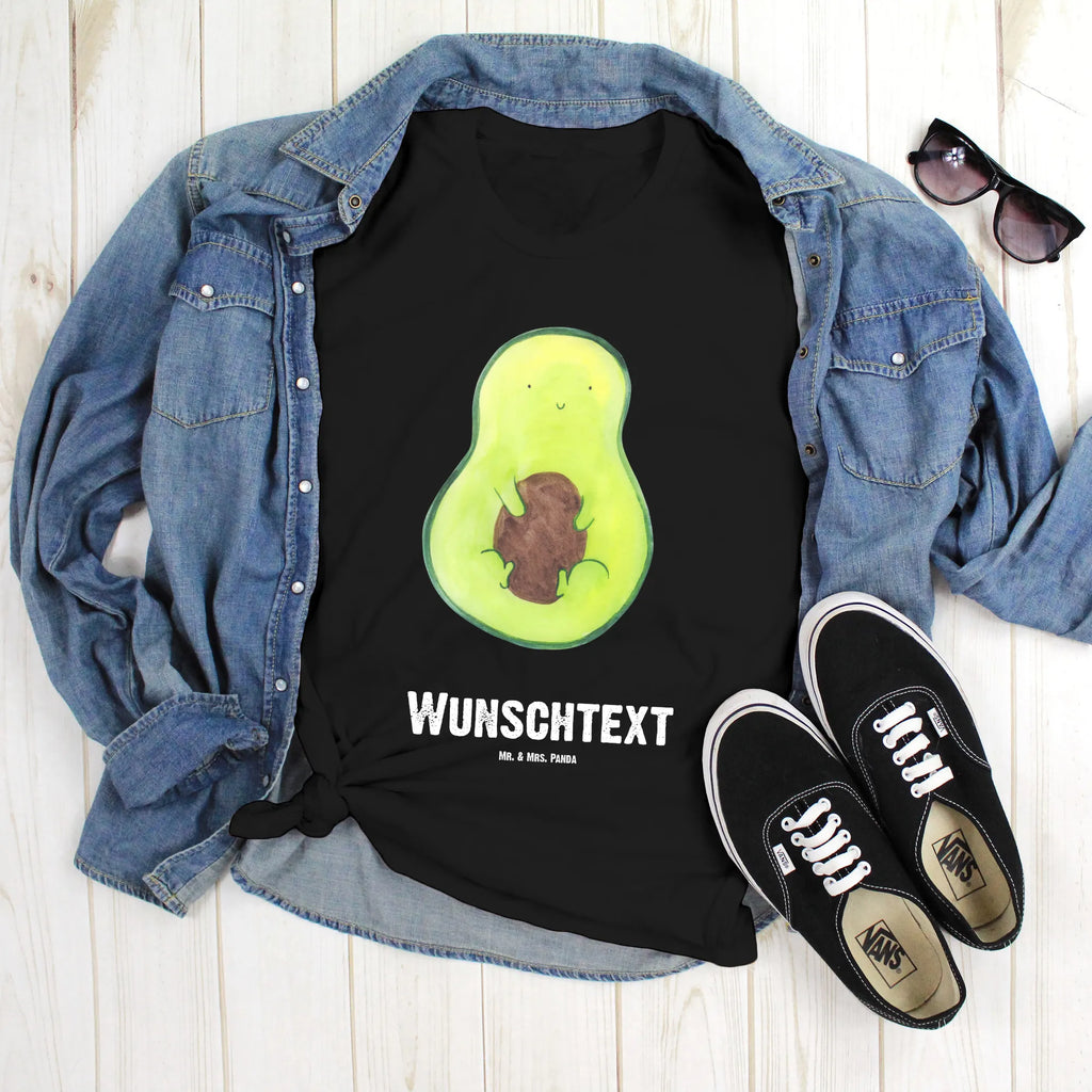 Personalisiertes T-Shirt Avocado mit Kern T-Shirt mit Namen, Wunschtext, Bedrucken, T-Shirt mit Aufruck, T-Shirt Personalisiert, Veggie, Vegan, Avocado, Gesund, Avocadokern, Spruch Leben, Pflanze, Avokado, Kern