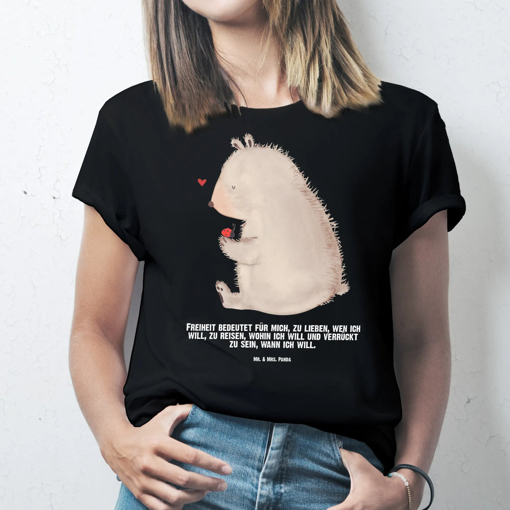 Personalised T-Shirt bear ladybug T-Shirt mit Namen, Wunschtext, T-Shirt Personalisiert, Bedrucken, T-Shirt mit Aufruck, Teddybär, Teddy, Bär, Marienkäfer, Liebe, Das Leben Ist schön, Motivation, Freiheit