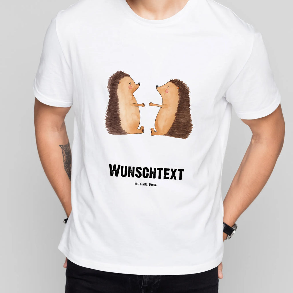 Personalisiertes T-Shirt Igel Liebe T-Shirt Personalisiert, T-Shirt mit Aufruck, Männer, Wunschtext, Frauen, T-Shirt mit Namen, Bedrucken, Liebe, Partner, Freund, Freundin, Ehemann, Ehefrau, Heiraten, Verlobung, Heiratsantrag, Liebesgeschenk, Jahrestag, Hocheitstag, Geschenk, Verlobt, Igel, Verliebt, Liebesbeweis, Hochzeitstag, Verheiratet, Hochzeit
