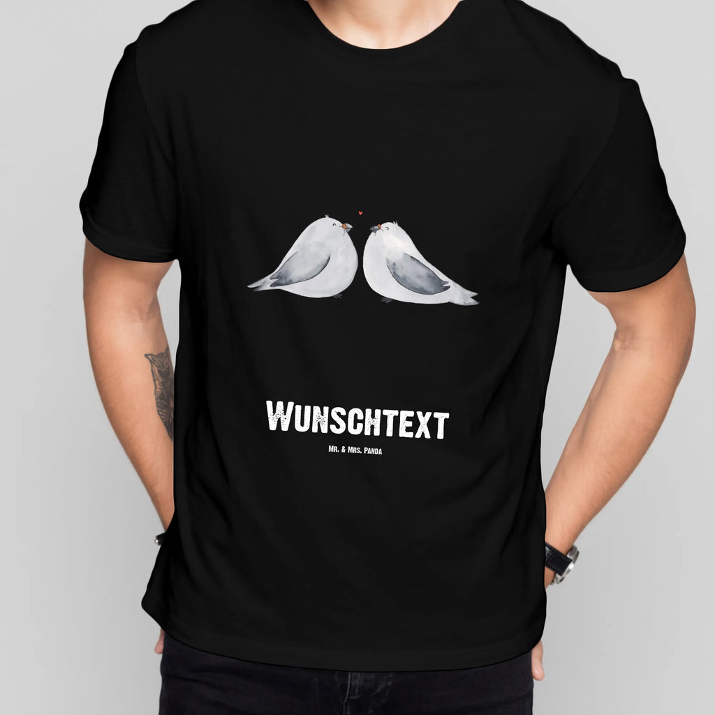 Personalisiertes T-Shirt Turteltauben Liebe T-Shirt mit Namen, T-Shirt Personalisiert, T-Shirt mit Aufruck, Wunschtext, Bedrucken, Freund, Jahrestag, Verlobung, Partner, Ehemann, Ehefrau, Freundin, Liebesgeschenk, Liebe, Heiraten, Heiratsantrag, Hocheitstag, Geschenk Freund, Verheiratet, Geschenk Freundin, Verliebt, Hochzeitstag, Turteltäubchen, Tauben, Turteltauben, Liebesbeweis, Geschenk Hochzeit, Verlobt
