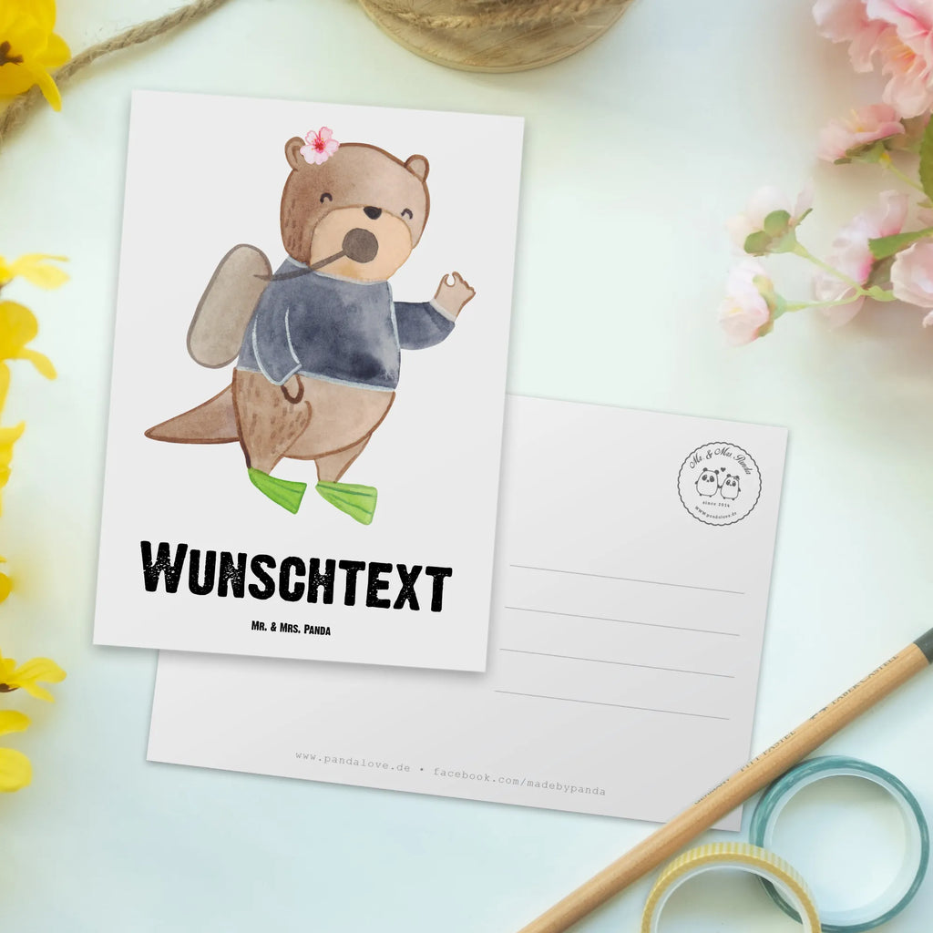 Personalisierte Postkarte Tauchlehrerin mit Herz Geschenkkarte mit Namen, Einladung mit Wunschtext, Postkarte mit Wunschtext, Grußkarte mit Wunschtext, Karte mit Wunschtext, Geschenkkarte mit Wunschtext, Postkarte mit Namen, Ansichtskarte mit Namen, Einladung mit Namen, Postkarte bedrucken, Karte mit Namen, Grußkarte mit Namen, Ansichtskarte mit Wunschtext, Postkarte personalisierbar, Beruf, Ausbildung, Jubiläum, Abschied, Rente, Kollege, Kollegin, Geschenk, Schenken, Arbeitskollege, Mitarbeiter, Firma, Danke, Dankeschön