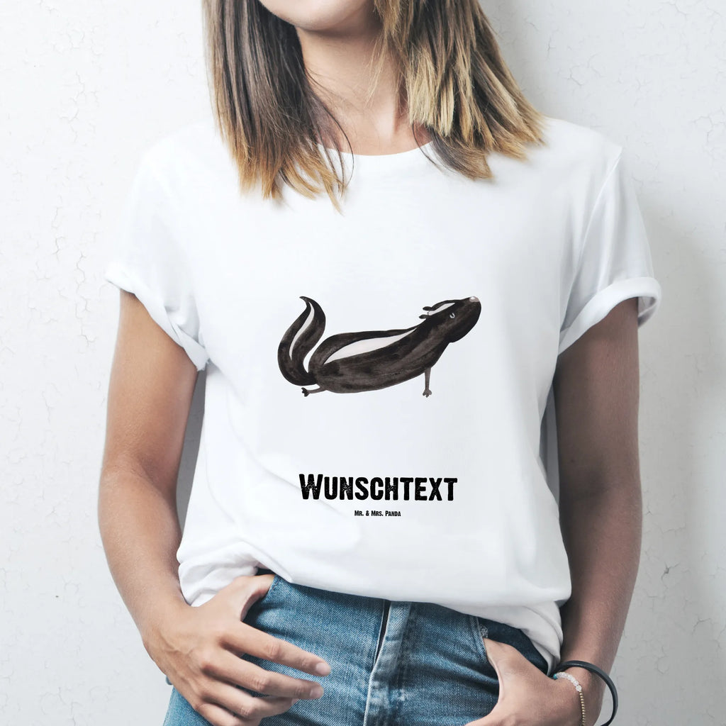 Personalised T-Shirt skunk yoga Bedrucken, T-Shirt mit Aufruck, T-Shirt Personalisiert, T-Shirt mit Namen, Wunschtext, Stinktier, Skunk, Stinker, Wildtier, Lache, Namaste, Stinki, Raubtier, Lebe, Liebe, Yoga