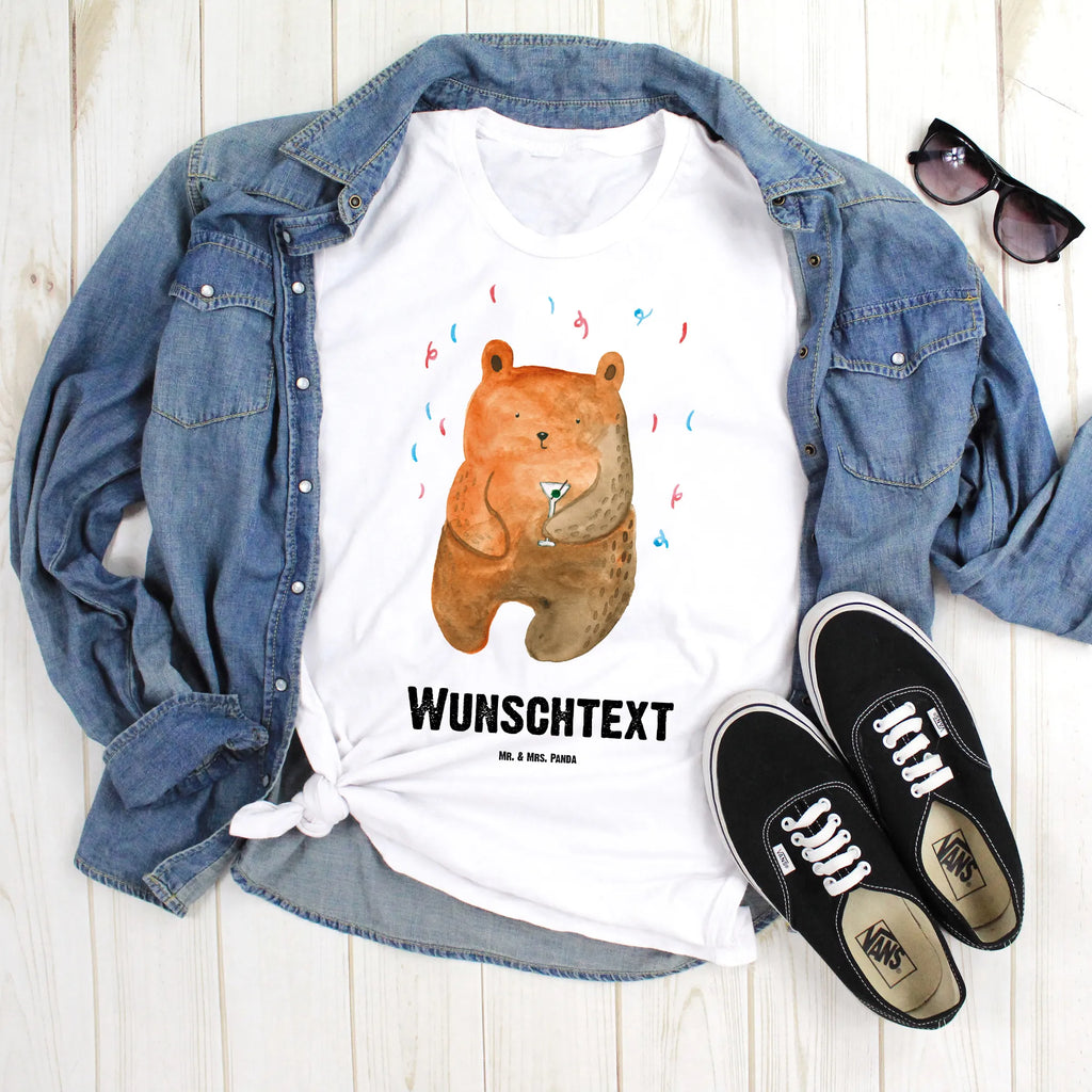 Personalised T-Shirt bear party T-Shirt Personalisiert, Wunschtext, T-Shirt mit Aufruck, Bedrucken, T-Shirt mit Namen, Teddybär, Teddy, Bär, Mitbringsel, Abfeiern, Geburtstag, Geburtstagsgeschenk, Party, Geschenk, Lustig, Gute Laune, Feiern