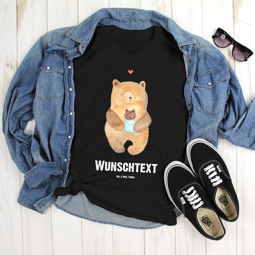 Personalisiertes T-Shirt Bär mit Baby Bedrucken, T-Shirt mit Namen, Wunschtext, T-Shirt Personalisiert, T-Shirt mit Aufruck, Teddybär, Teddy, Bär, Neffe, Geburt, Mutter, Enkel, Täufling, Glückwunsch, Taufe, Geburtstag, Nichte, Eltern, Enkelin, Baby