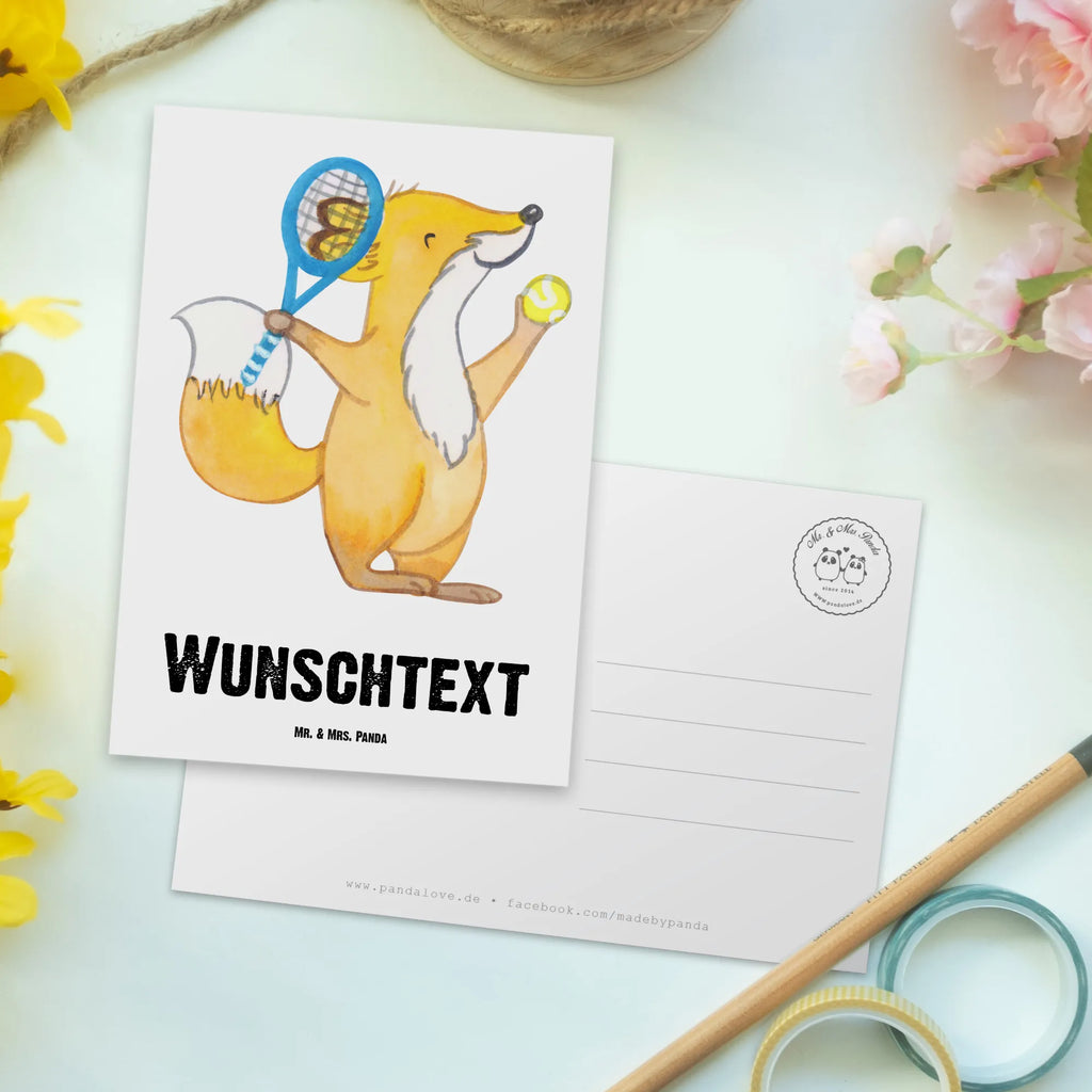 Personalisierte Postkarte Fuchs Tennis spielen Einladung mit Namen, Postkarte personalisierbar, Geschenkkarte mit Wunschtext, Postkarte mit Namen, Karte mit Wunschtext, Karte mit Namen, Postkarte bedrucken, Grußkarte mit Namen, Ansichtskarte mit Wunschtext, Postkarte mit Wunschtext, Grußkarte mit Wunschtext, Geschenkkarte mit Namen, Ansichtskarte mit Namen, Einladung mit Wunschtext, Geschenk, Sport, Sportart, Hobby, Schenken, Danke, Dankeschön, Auszeichnung, Gewinn, Sportler, Tennis spielen, Tennis Turnier, Tennisclub, Tennisverein, Ballsportart