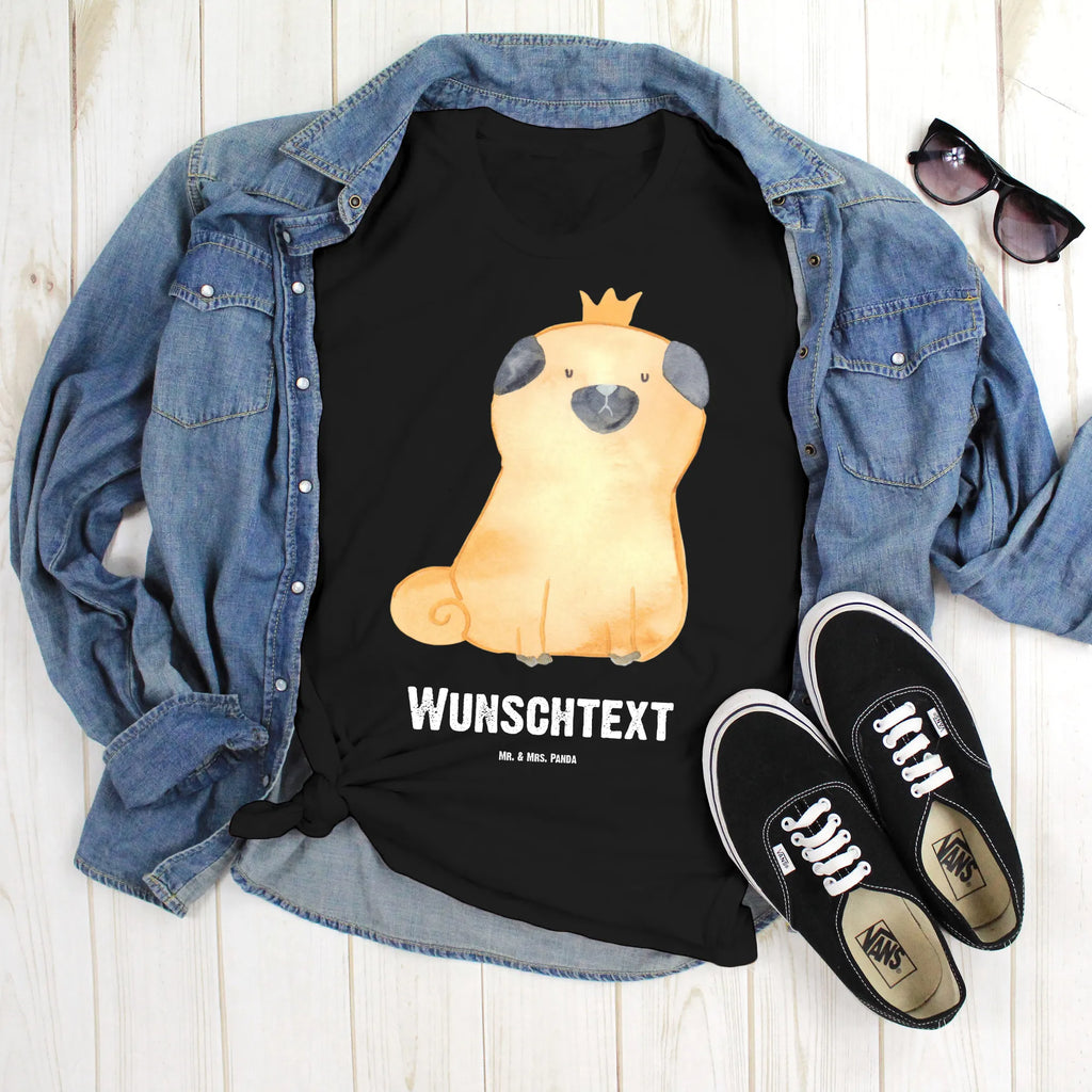 Personalisiertes T-Shirt Mops Krone Bedrucken, Wunschtext, Männer, T-Shirt mit Aufruck, Frauen, T-Shirt mit Namen, T-Shirt Personalisiert, Hund, Hundemotiv, Haustier, Hunderasse, Tierliebhaber, Hundebesitzer, Sprüche, lustig, Hundebesitzer. Spruch, kinderlos, allergisch, Hausregel, Mops