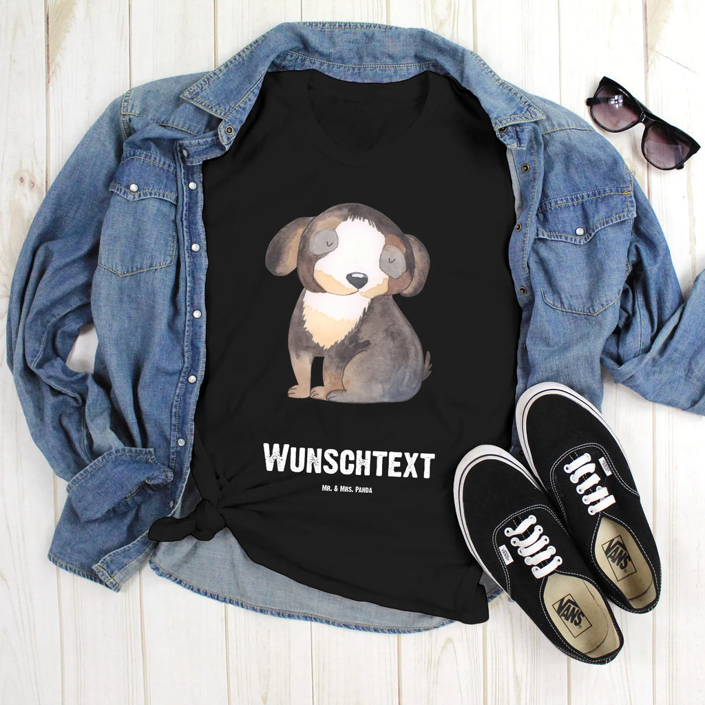 Personalised T-Shirt Dog Relax T-Shirt mit Aufruck, Bedrucken, T-Shirt mit Namen, Wunschtext, T-Shirt Personalisiert, Hundemotiv, Hund, Haustier, Tierliebhaber, Sprüche, Hunderasse, Hundebesitzer, Liebe, Hundeliebe, Schwarzer Hund, Hundeglück