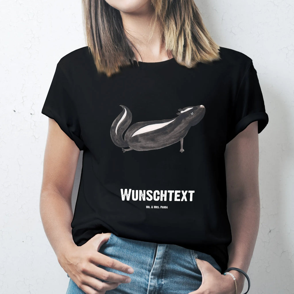 Personalised T-Shirt skunk yoga Bedrucken, T-Shirt mit Aufruck, T-Shirt Personalisiert, T-Shirt mit Namen, Wunschtext, Stinktier, Skunk, Stinker, Wildtier, Lache, Namaste, Stinki, Raubtier, Lebe, Liebe, Yoga