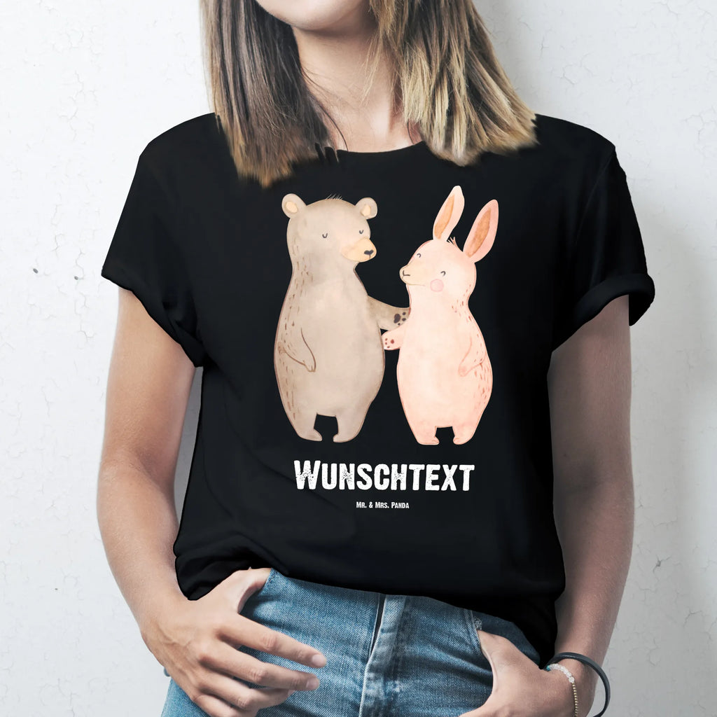 Rozmiar L Personalizowana koszulka Niedźwiedź i królik Przytulać Wunschtext, T-Shirt mit Aufruck, Bedrucken, T-Shirt Personalisiert, T-Shirt mit Namen, Liebe, Freund, Ehefrau, Liebesgeschenk, Heiraten, Hocheitstag, Jahrestag, Verlobung, Heiratsantrag, Partner, Ehemann, Freundin, Hase, Bär, Freunde, Bärchen, Bester Freund, Best Friends