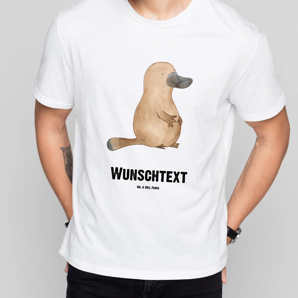 Personalised T-Shirt platypus courage Wunschtext, T-Shirt mit Aufruck, T-Shirt Personalisiert, Bedrucken, T-Shirt mit Namen, Meer, Urlaub, Meerestiere, Neuanfang, Mut, Lebensweisheit, Weltreise, Neustart, Schnabeltier, Motivation, Schnabeltiere, Training, Arbeit, Raodtrip, Büro, mutig