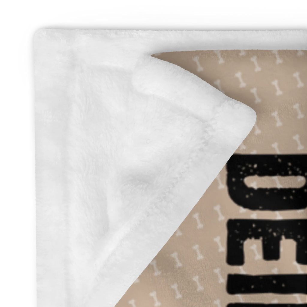 Personalisierte Decke Mops verliebt Kuscheldecke bedrucken, Personalisierte Decke, Kuscheldecke mit Namen, Decke mit Namen, Decke bedrucken, Hund, Hundemotiv, Haustier, Hunderasse, Tierliebhaber, Hundebesitzer, Sprüche, verliebt, Geschenk Freund, Liebesspruch. Verlobt, Mops, Möpse, Partner, Hundeliebe, Liebe