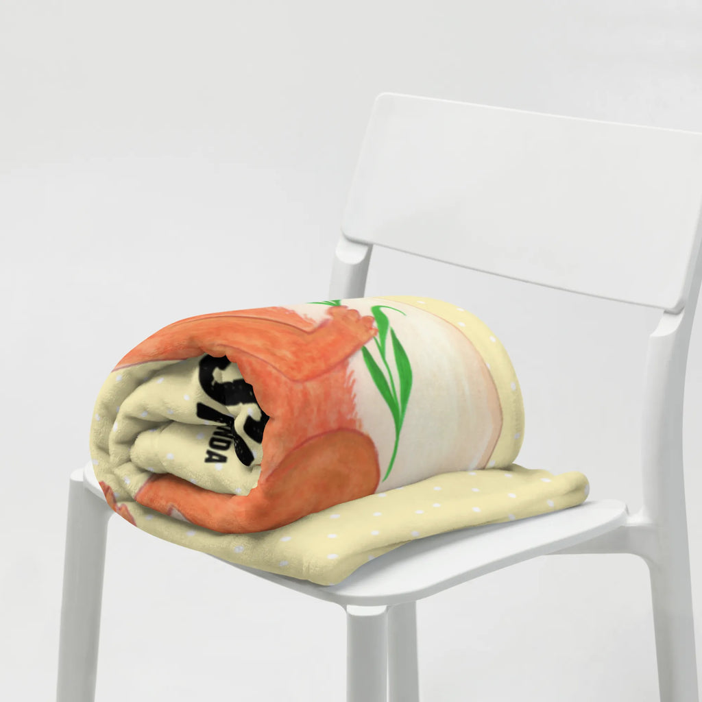 Personalisierte Decke Eichhörnchen Blume Decke mit Namen, Kuscheldecke mit Namen, Decke bedrucken, Personalisierte Decke, Kuscheldecke bedrucken, Tiermotive, Gute Laune, lustige Sprüche, Tiere, Lachen, Spaß, Motivation Bilder, Motivation Sprüche, Spruch positiv, Eichhörnchen, Spruch Deko, Eichhorn, glücklich Spruch