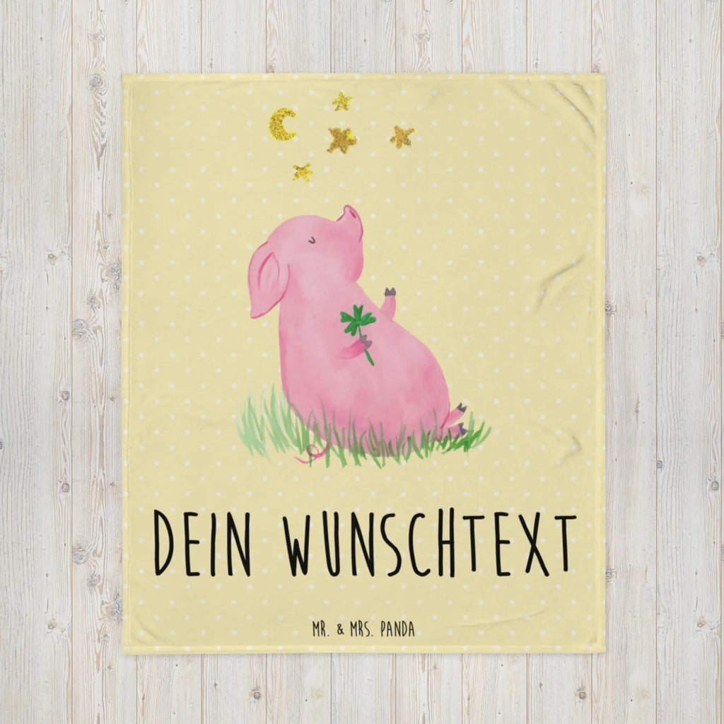 Personalisierte Decke Glücksschwein Kuscheldecke bedrucken, Decke mit Namen, Decke bedrucken, Kuscheldecke mit Namen, Personalisierte Decke, Tiermotive, Gute Laune, lustige Sprüche, Tiere, Schweinchen, Schwein, Sterne, Träume, Glücksbringer, Motivation, Ziele, Sernchen, Glücksschwein. Glück